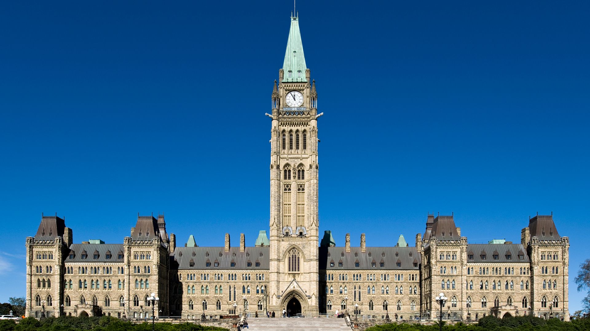 File:Centre Block - Parliament Hill.jpg