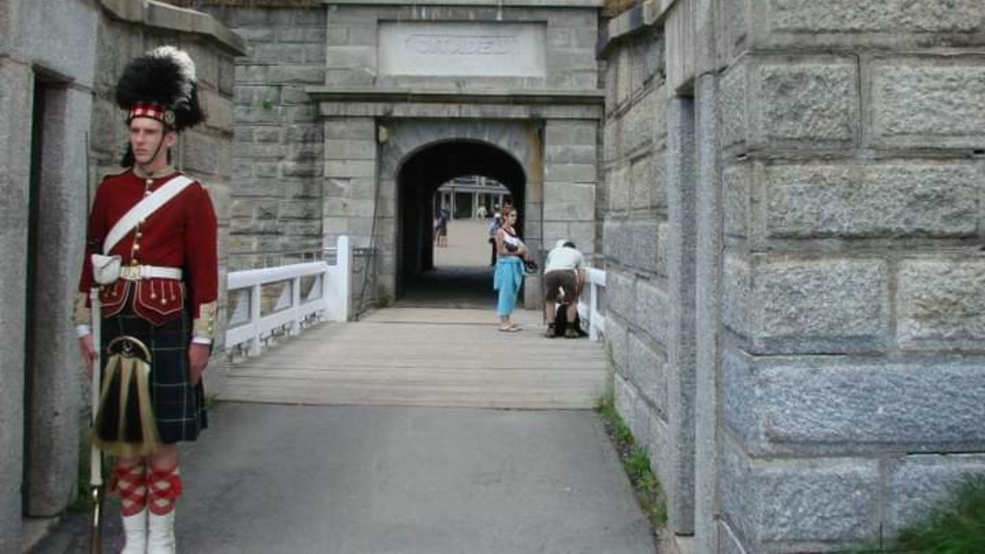File:Citadel Hill Fort George.jpg