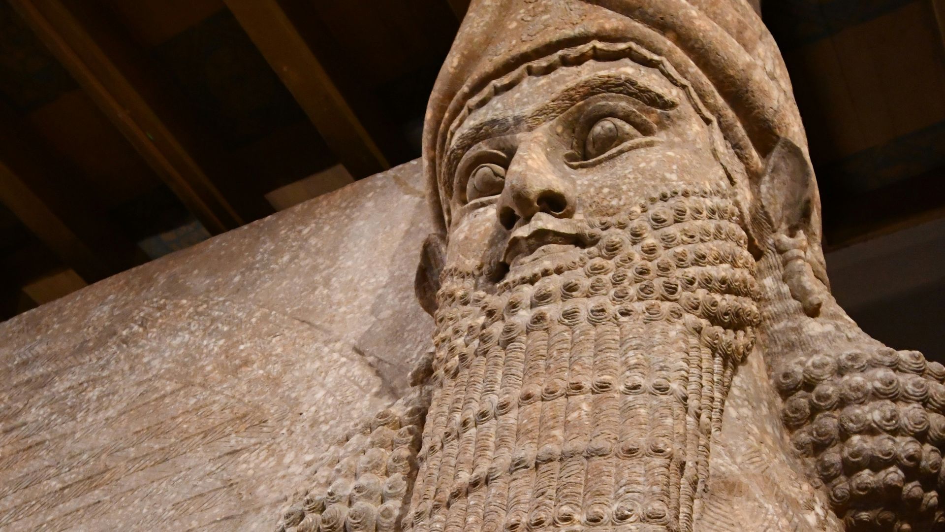 grey concrete statue of man