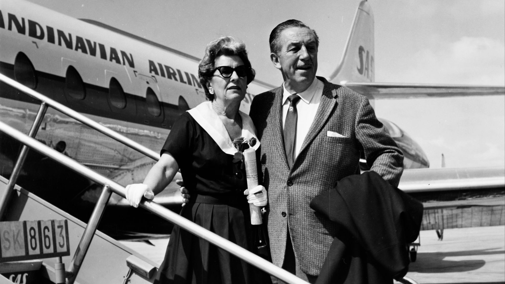 File:Walt Disney and his wife departing from Kastrup Airport CPH, Copenhagen by SAS to Vienna.jpg