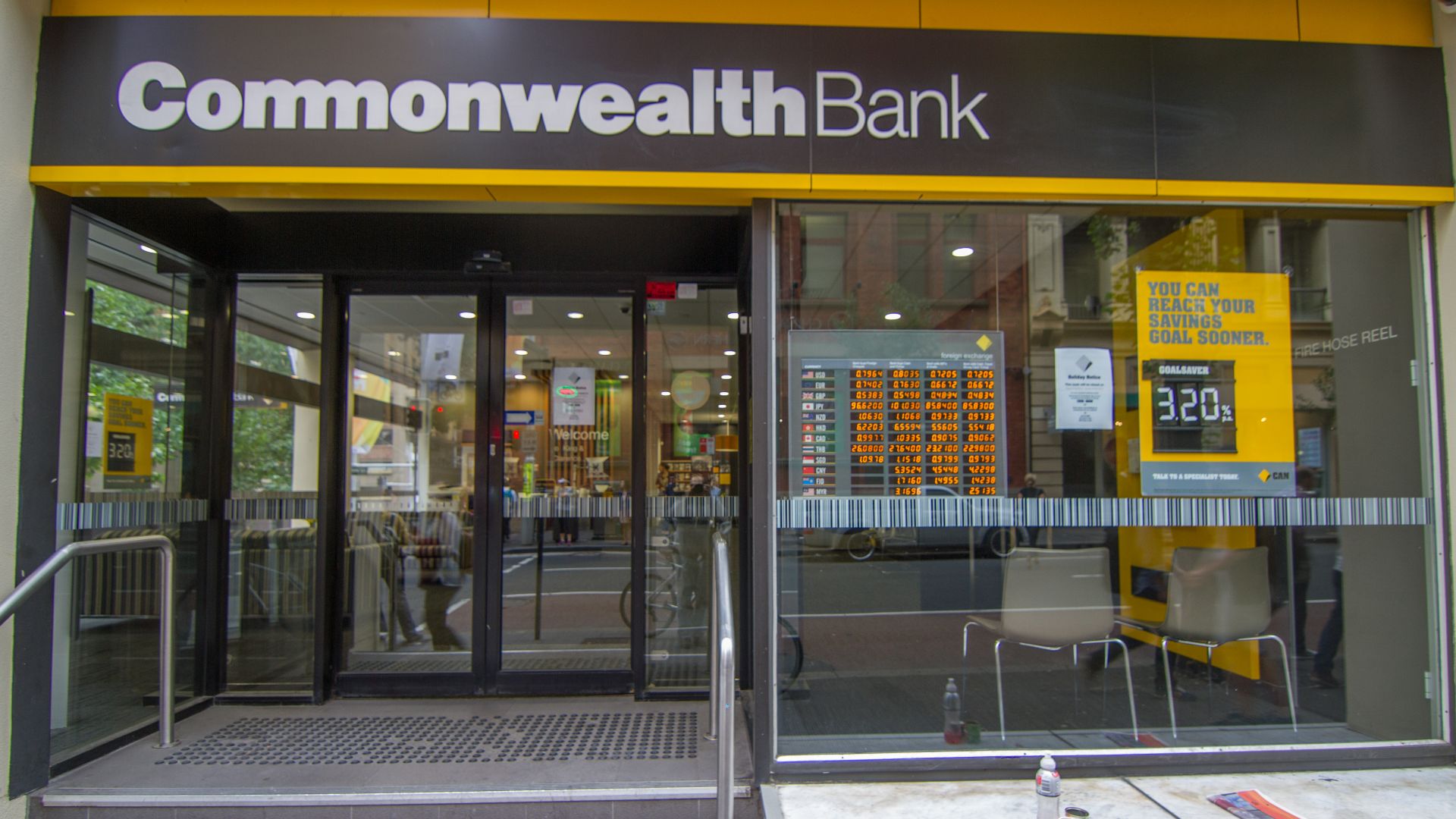 File:Commonwealth Bank branch office.jpg