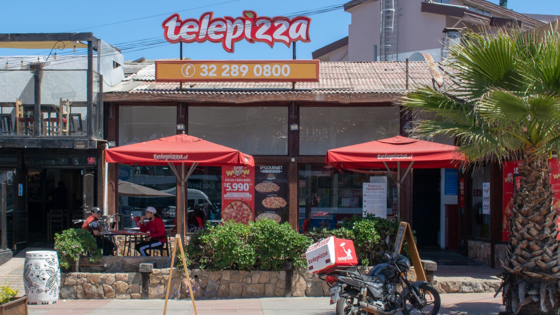 File:Telepizza, Reñaca 20211010.jpg