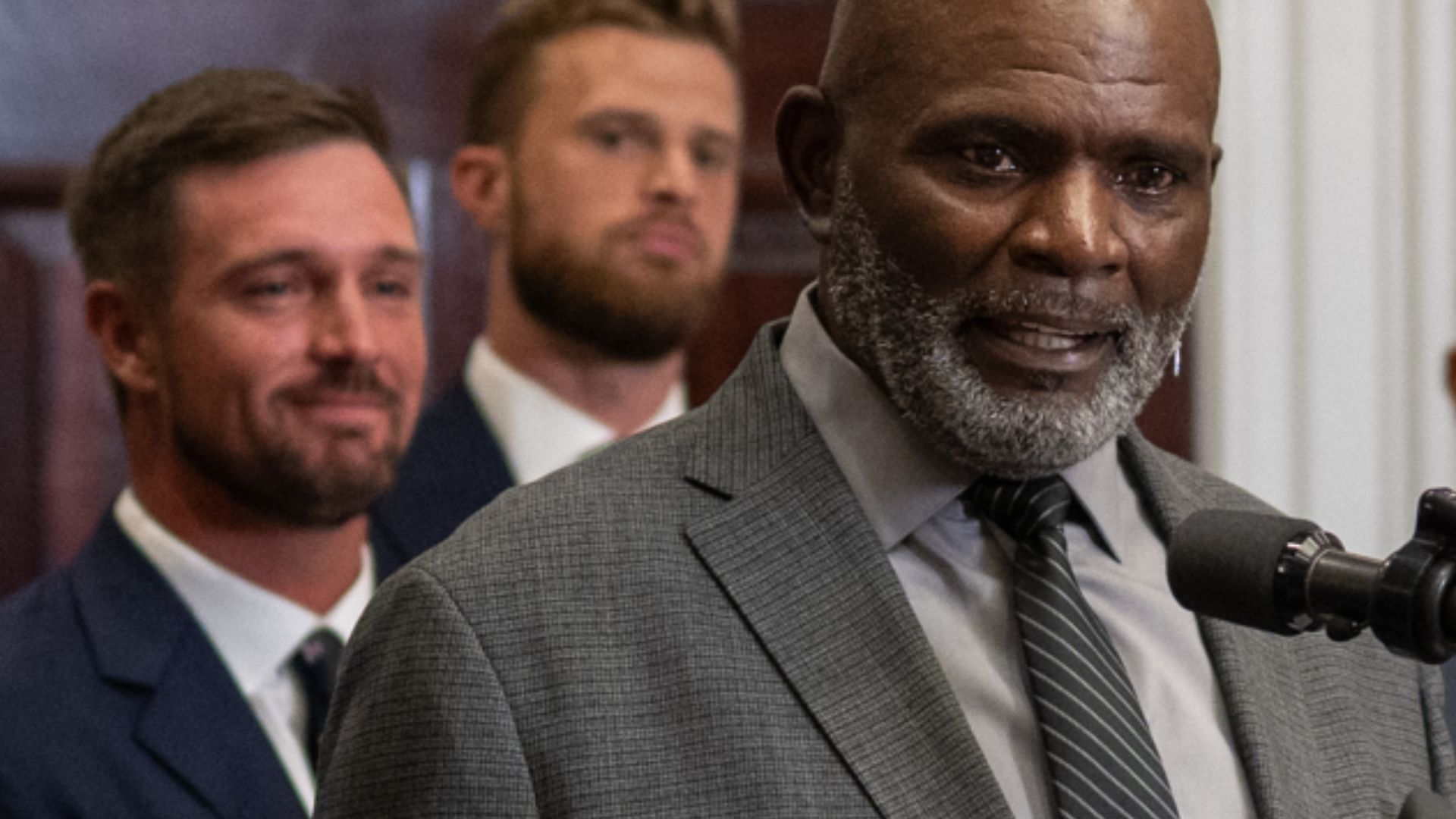 File:P20250731DT-0099 President Donald Trump makes a Sports Council announcement with members of the Sports Council.jpg