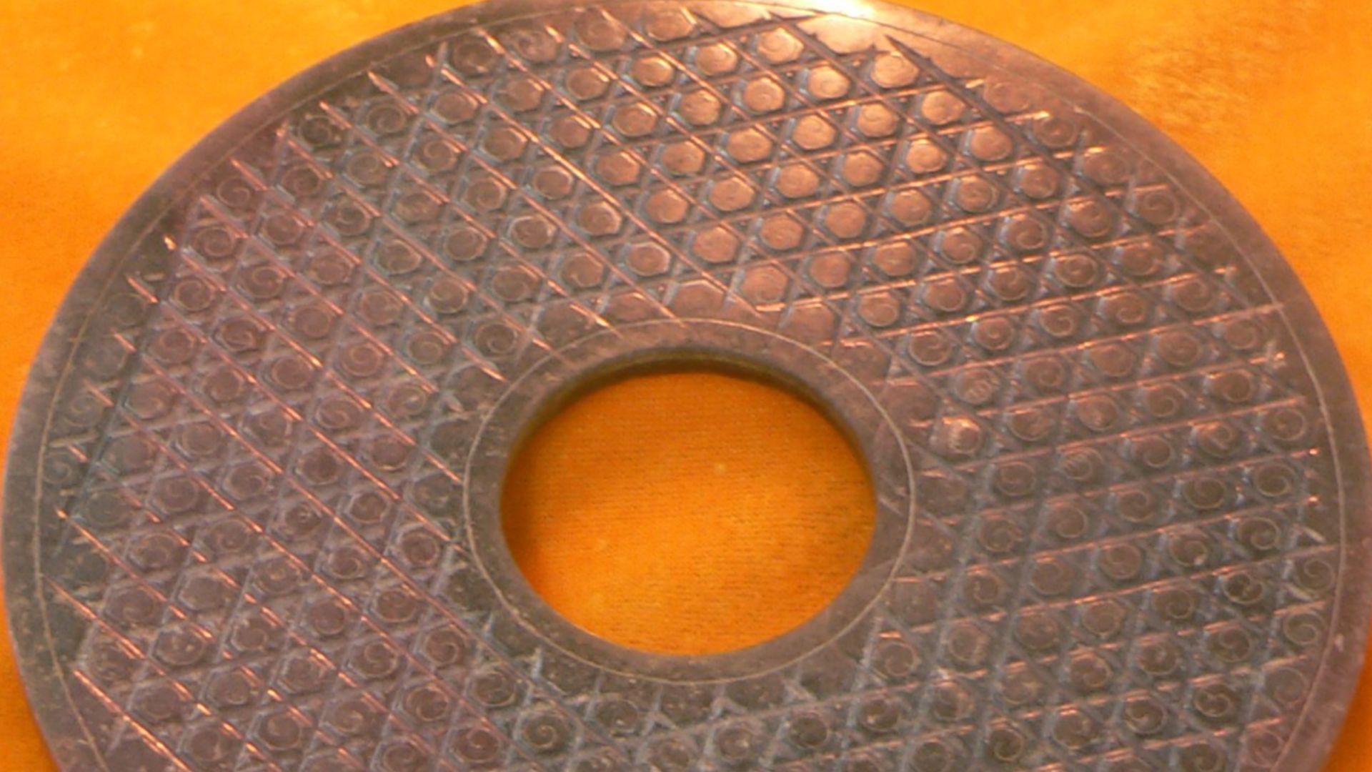 File:Bì (bi4) 璧 disc.jpg