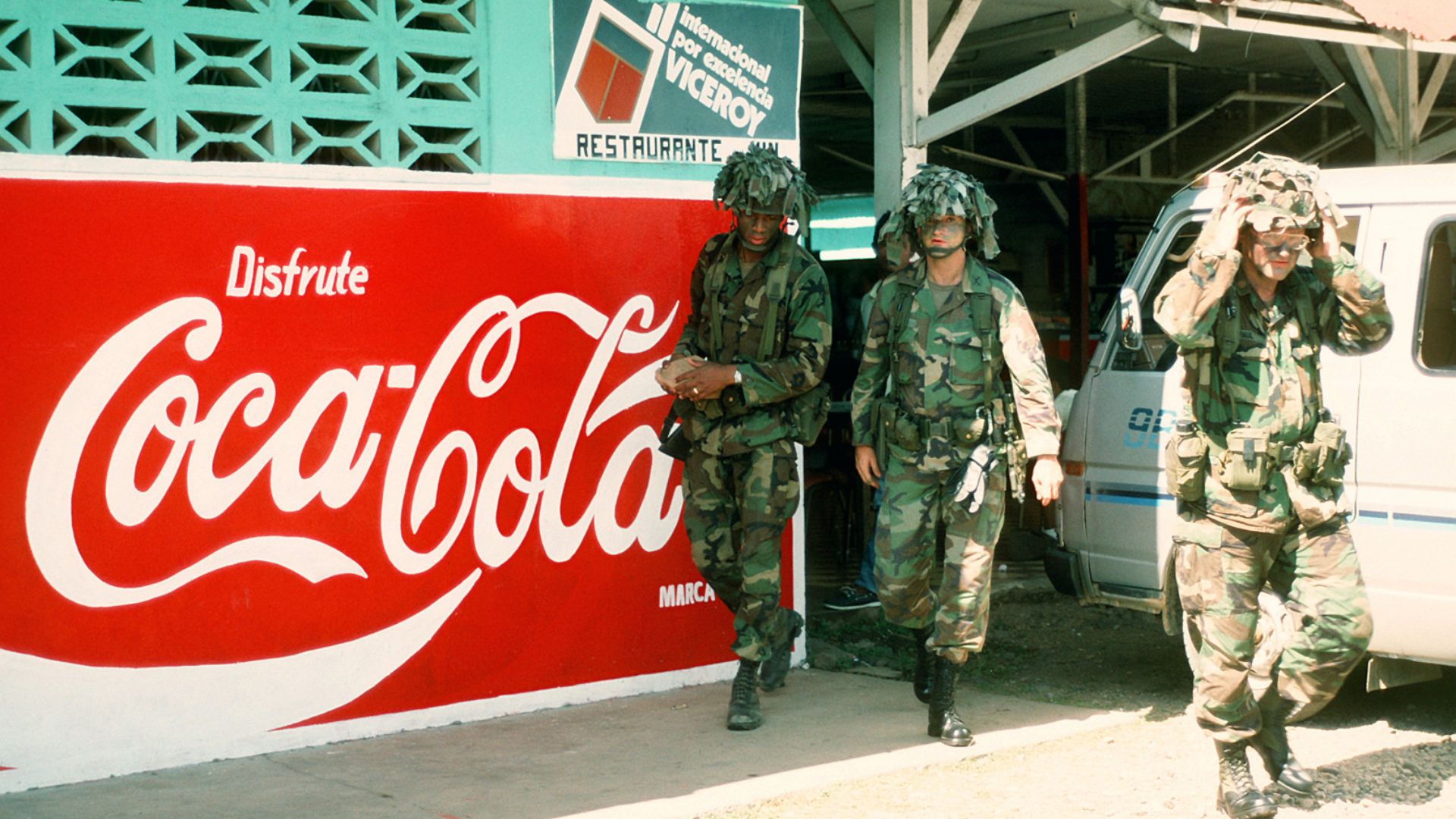 File:Panama 7th infantry 1990 DF-ST-91-02532.jpg