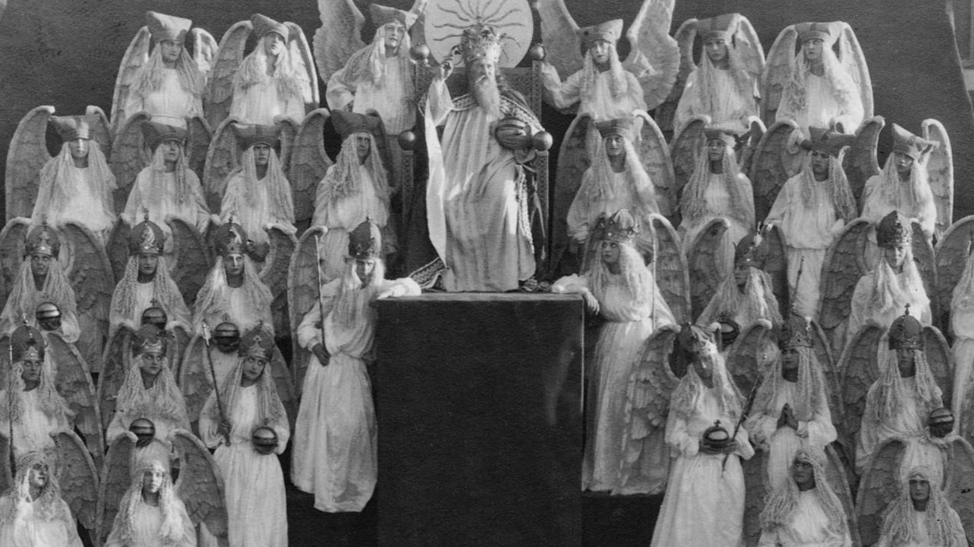 File:Häxan (1922 film) - God presiding on top of the Universe.jpg