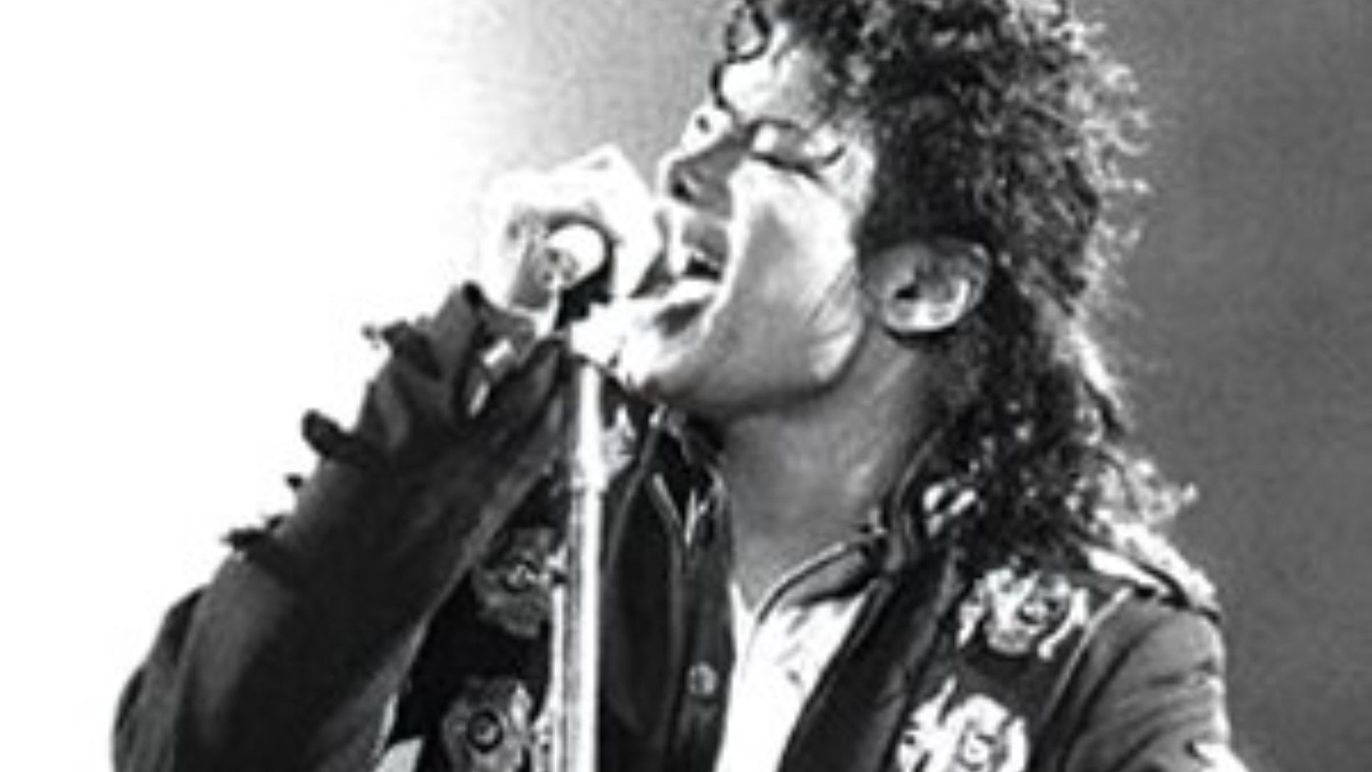 File:Michael Jackson in 1988.jpg