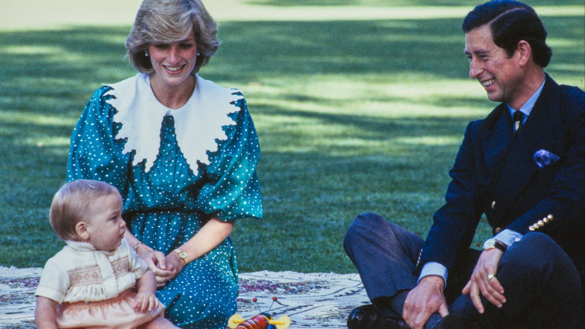 File:Prince Charles, Princess Diana and Prince William at Government House, 1983.jpg