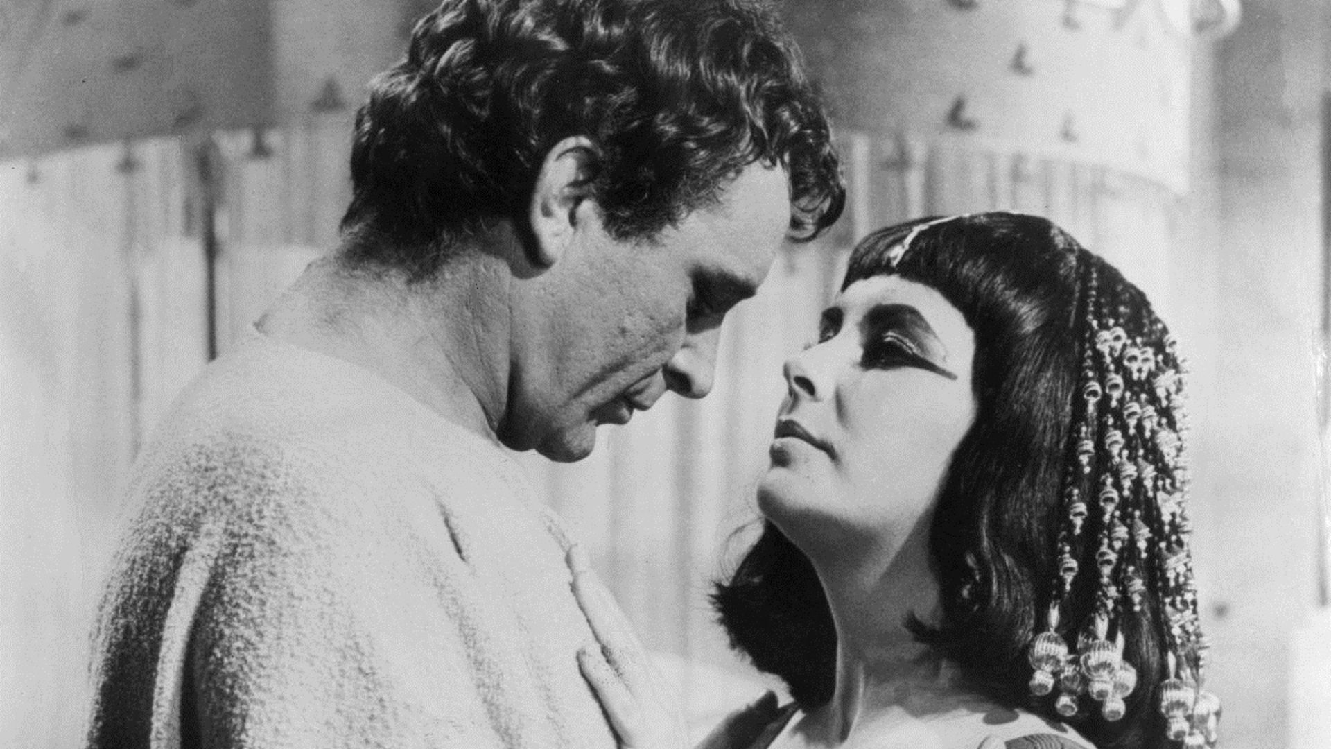 File:Taylor and Burton Cleopatra.jpg