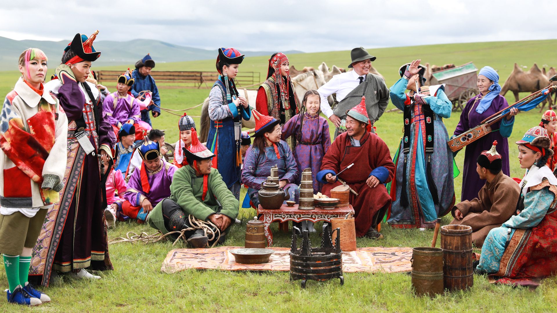 File:Naadam, Mongolian traditional festival.jpg