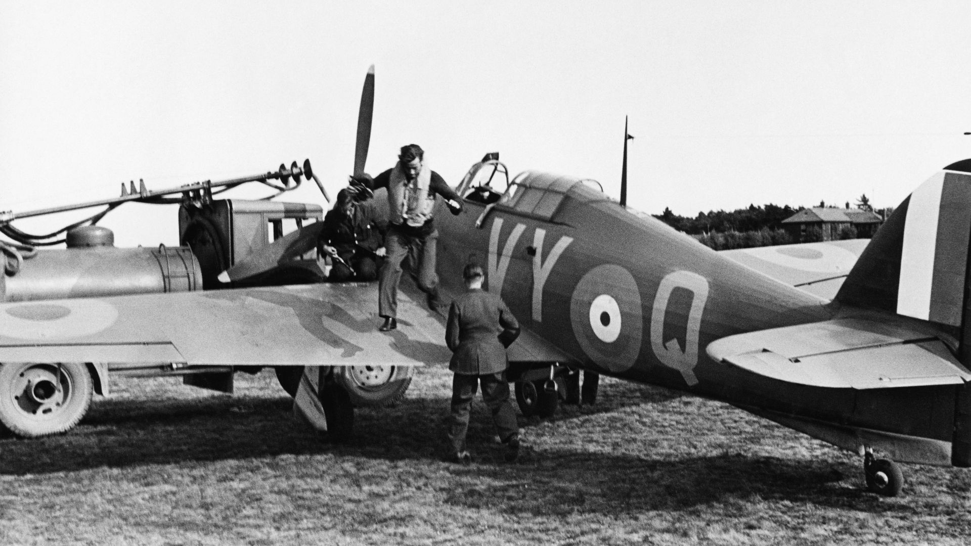 File:Hawker Hurricane at Castle Camps - RAF Fighter Command 1940 HU104489.jpg