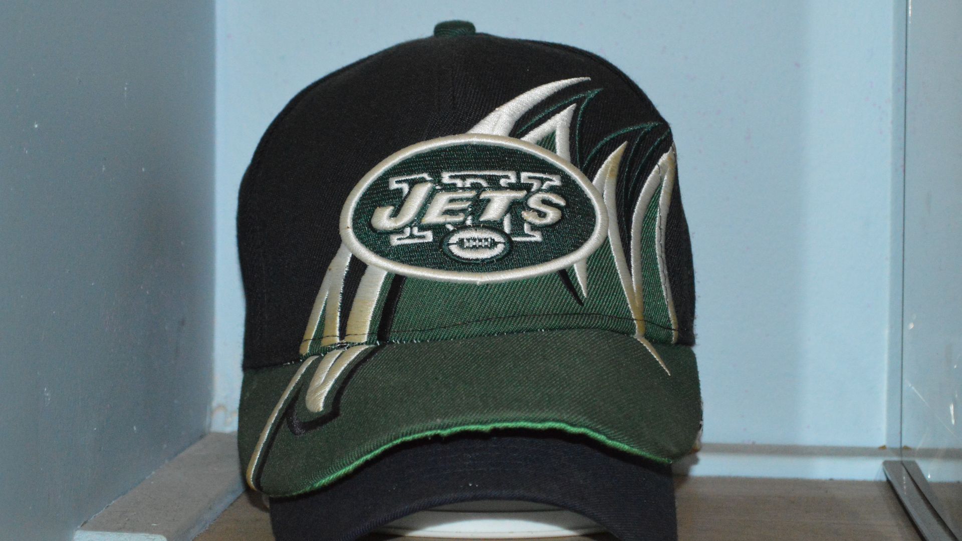 File:Jesse Vernon's New York Jets cap.jpg