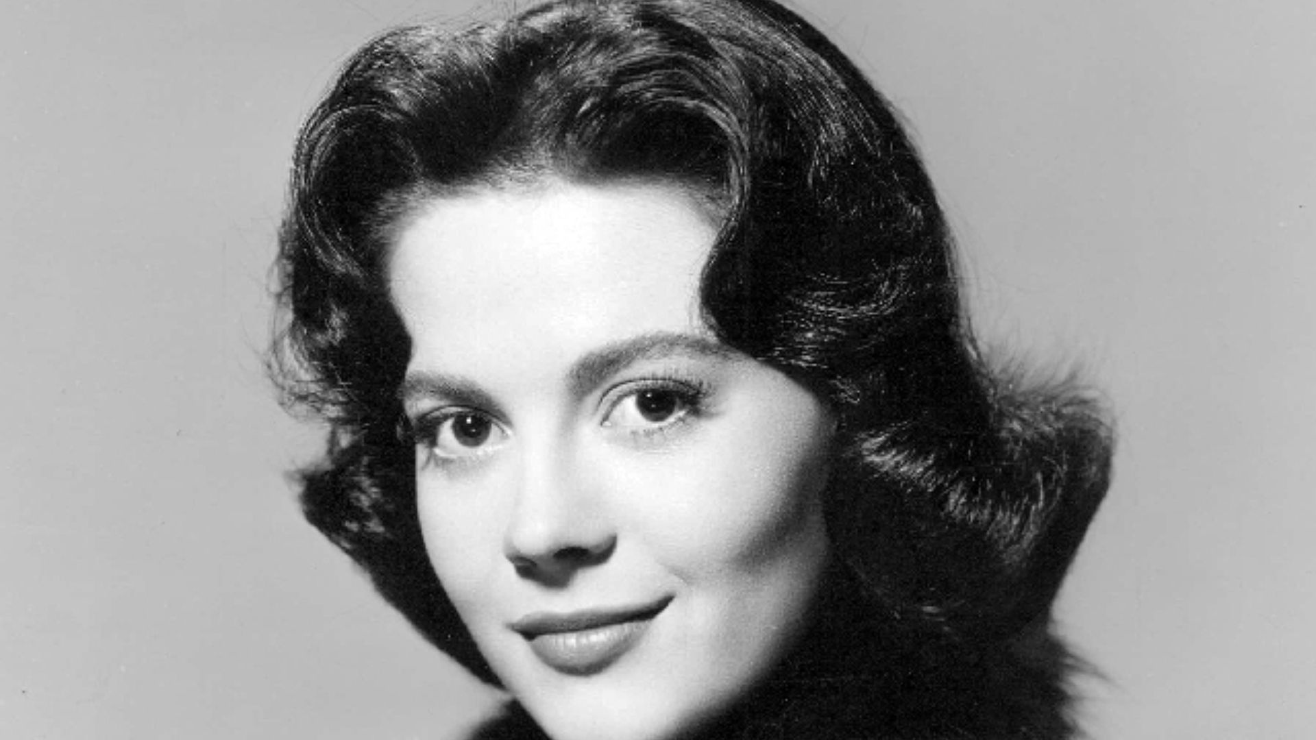 File:Natalie Wood 1958 cropped.jpg