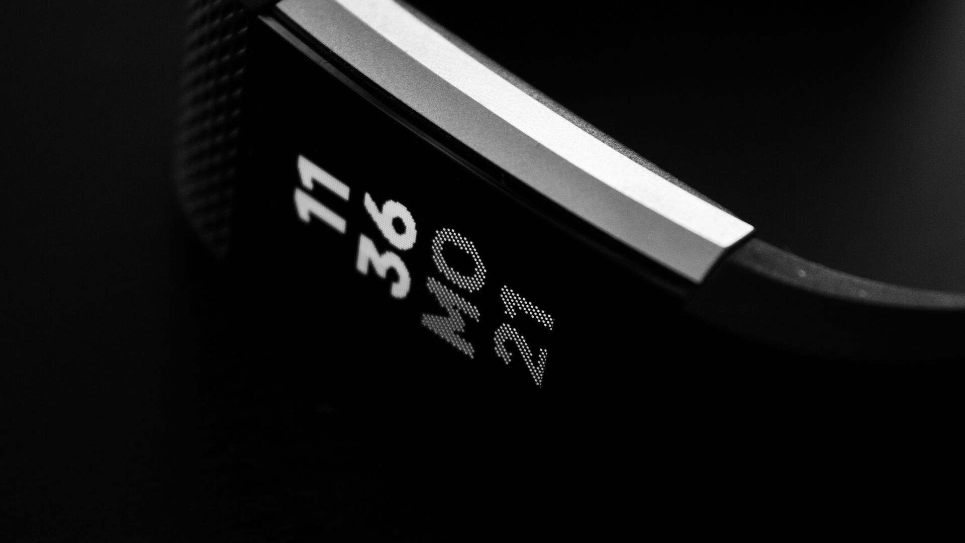 activity tracker reading 11 36 Mo 21