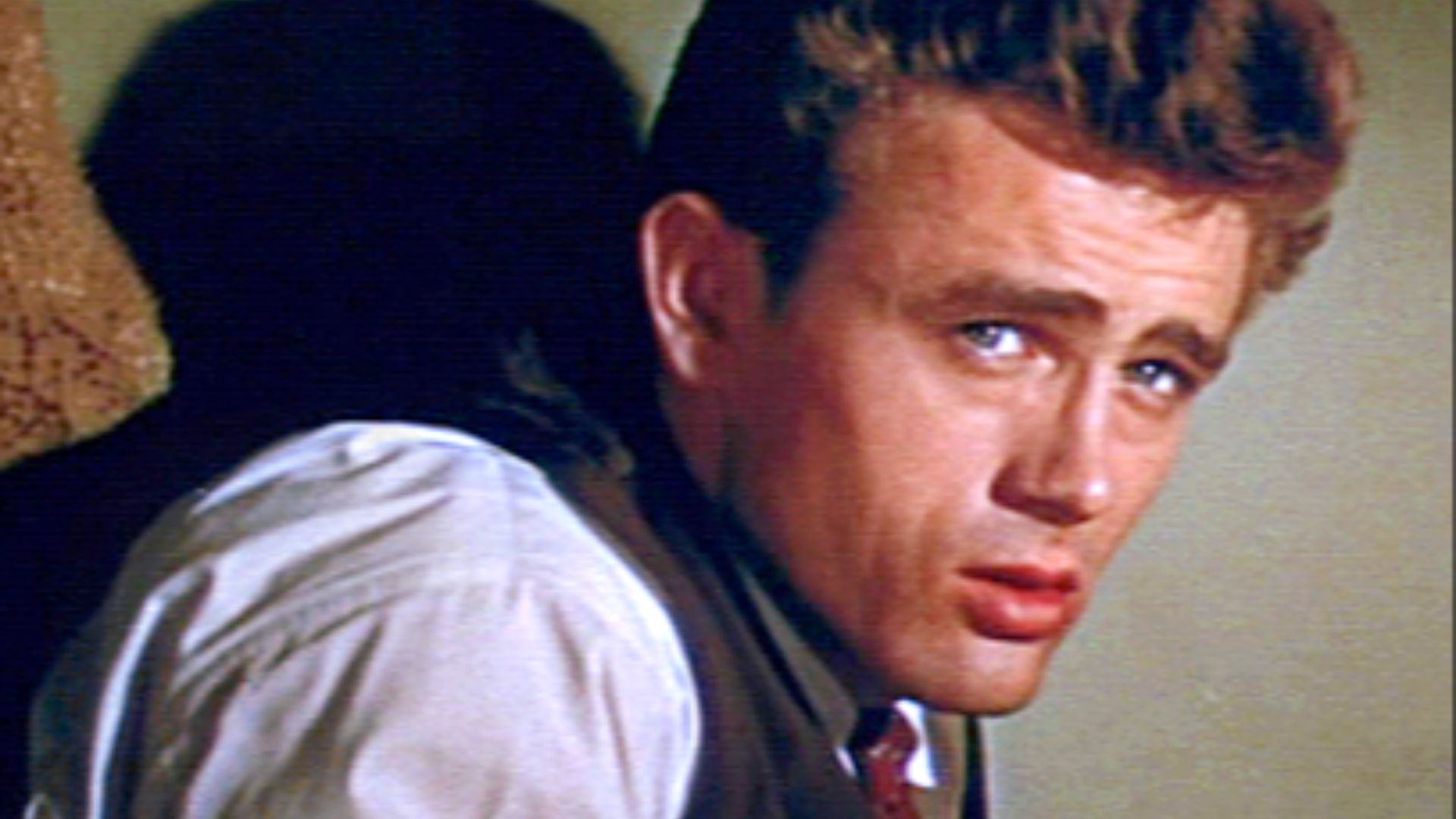 File:James Dean in East of Eden trailer 2.jpg