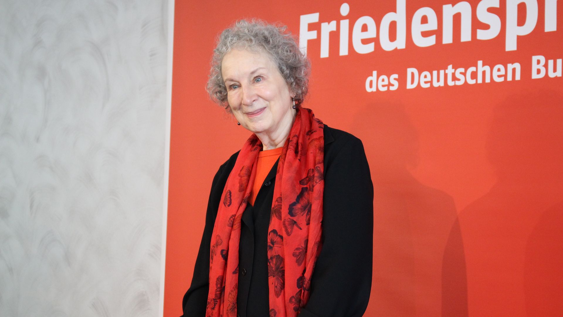 File:Margaret Atwood - Foire du Livre de Francfort (37703257742).jpg
