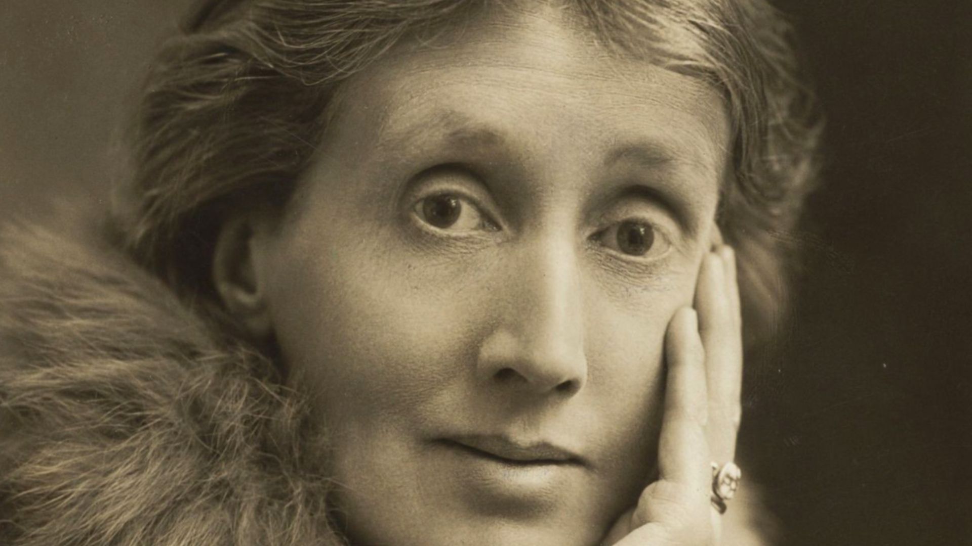 File:Virginia Woolf 1927.jpg