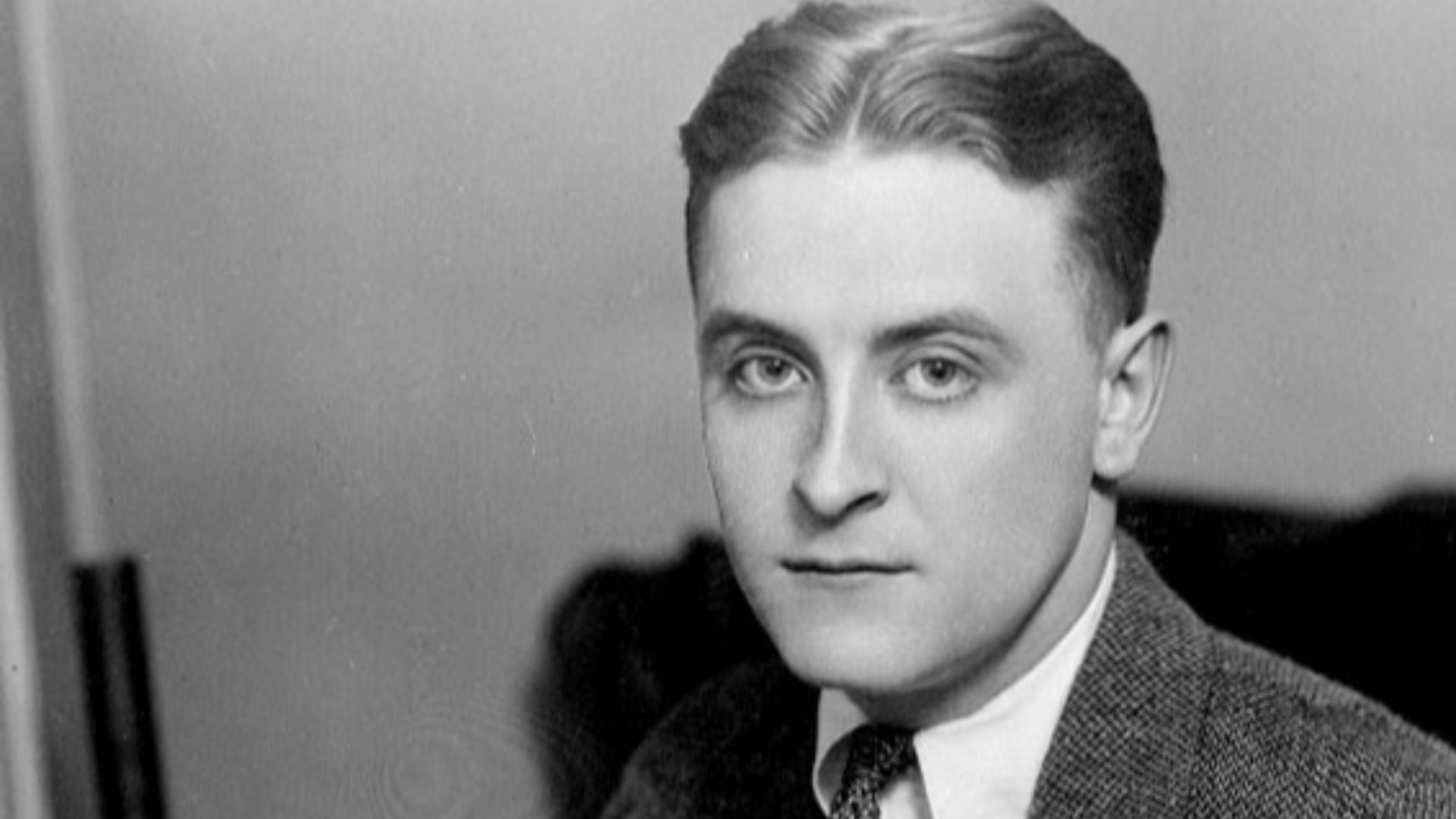 File:F Scott Fitzgerald 1921.jpg