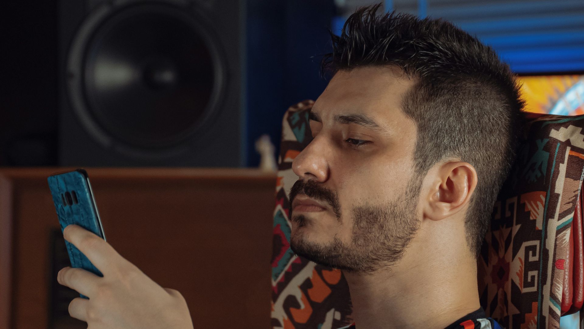 a man holding a cell phone