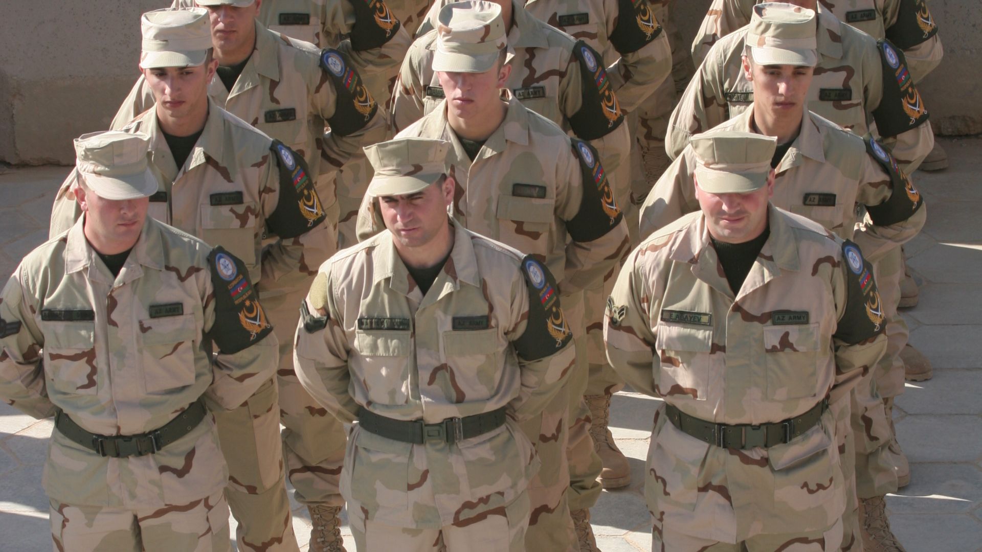 File:Azerbaijani soldiers in Iraq 27.jpg