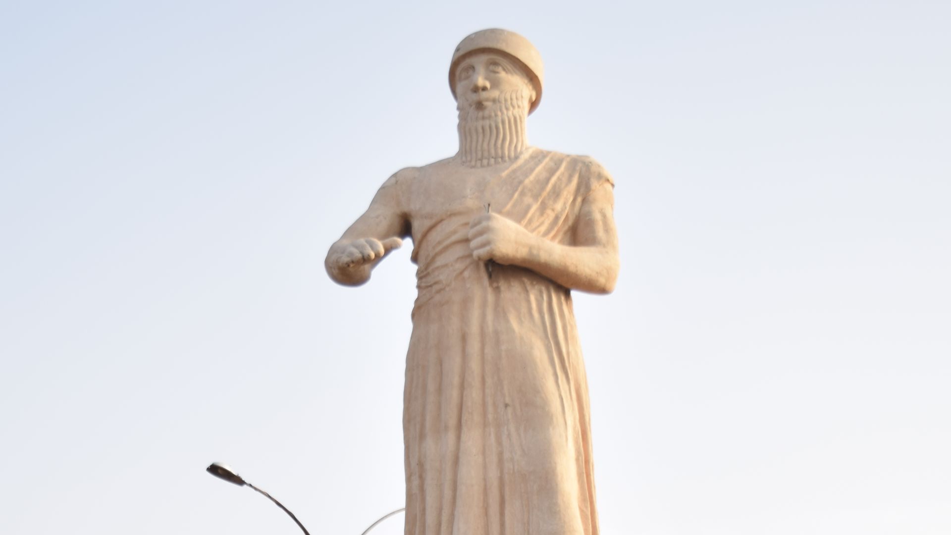 File:Statue of Hammurabi 2.jpg