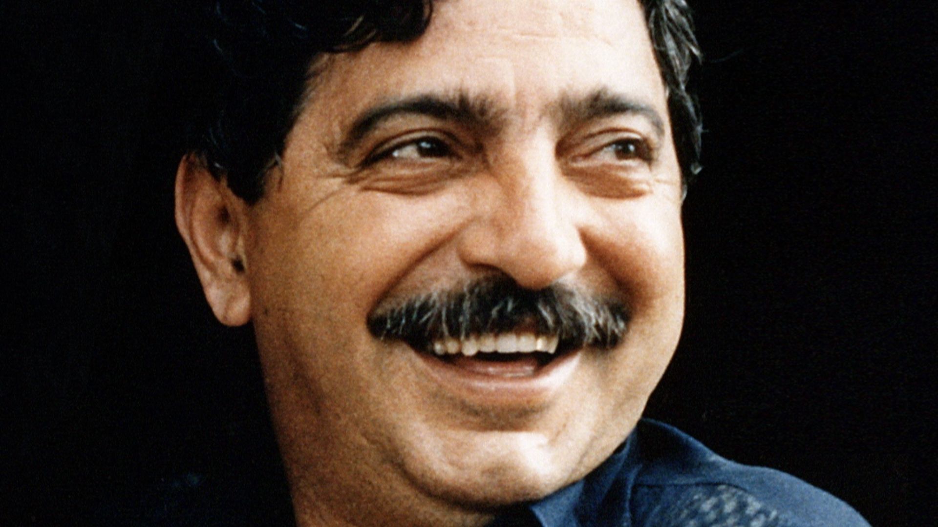 File:Chico Mendes in 1988.jpg