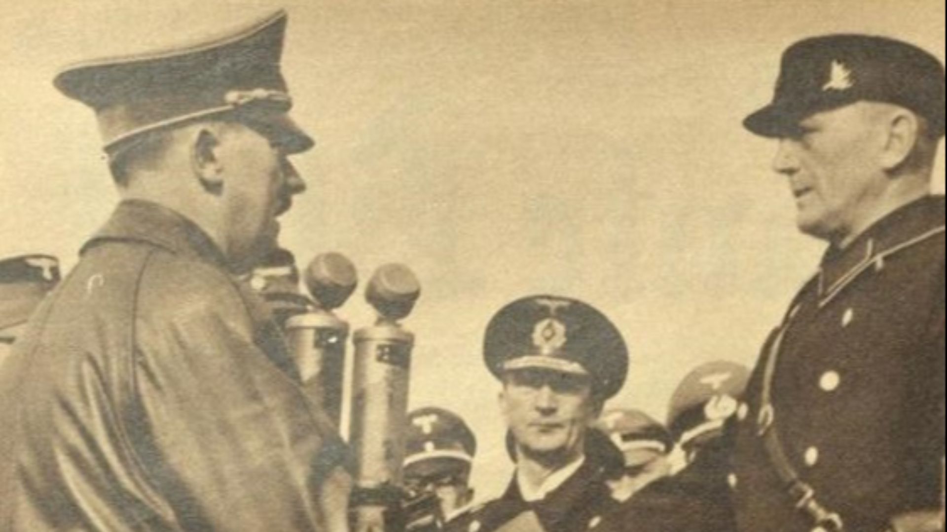 File:Adolf Hitler shaking hands with Ernst Neumann in Klaipėda, 1939.jpg