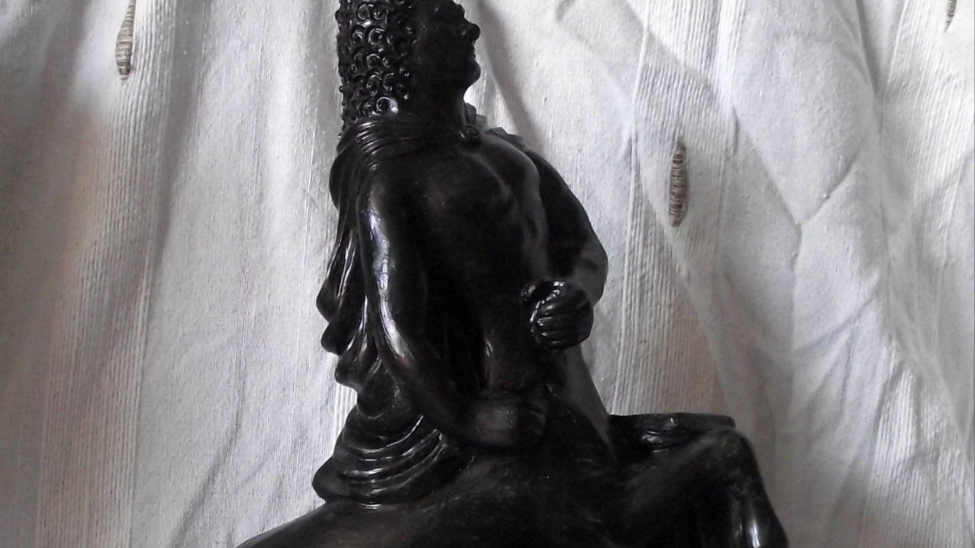 File:' Centaur Chiron' Sculpture by Lidbury.jpg