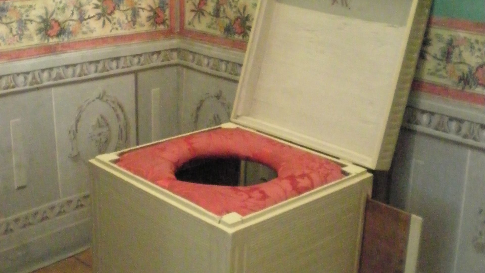 File:Toilette, OG.JPG