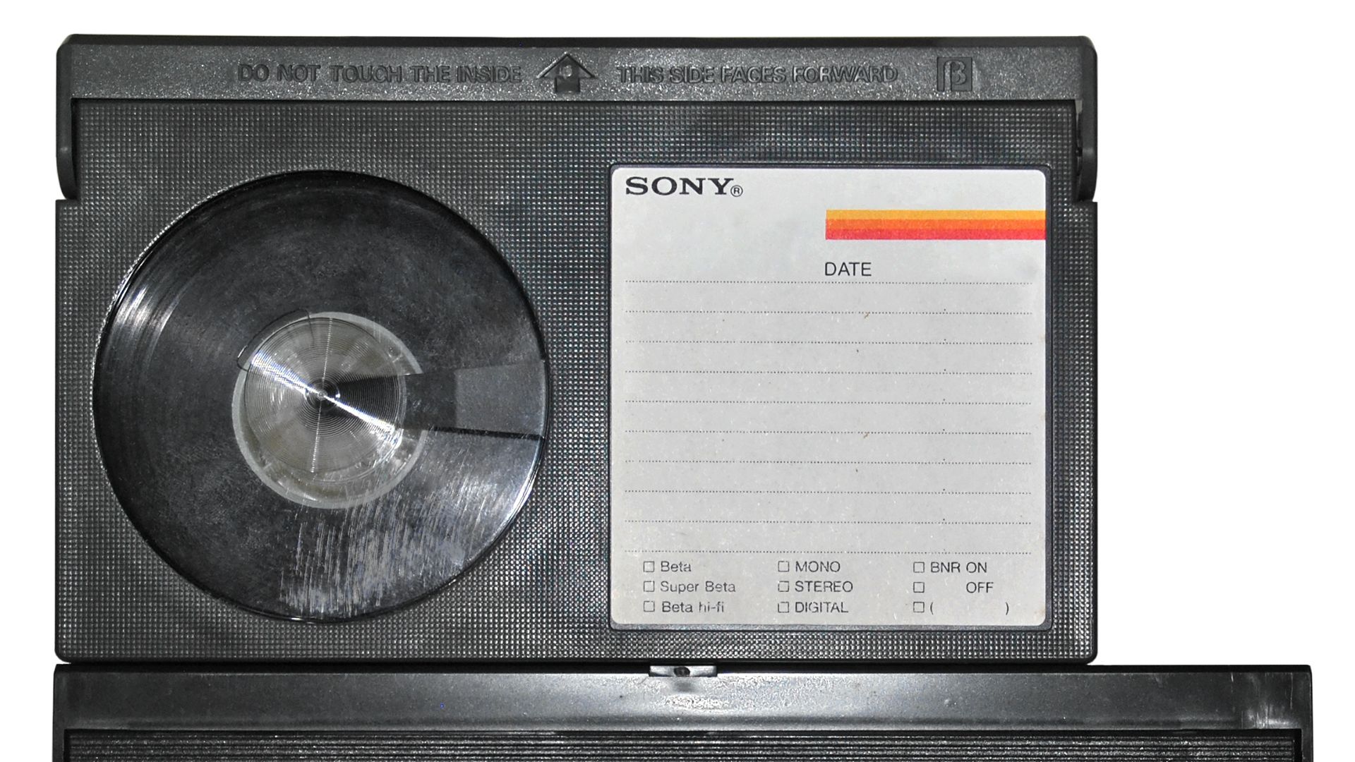 File:VHS vs Betamax size.jpg