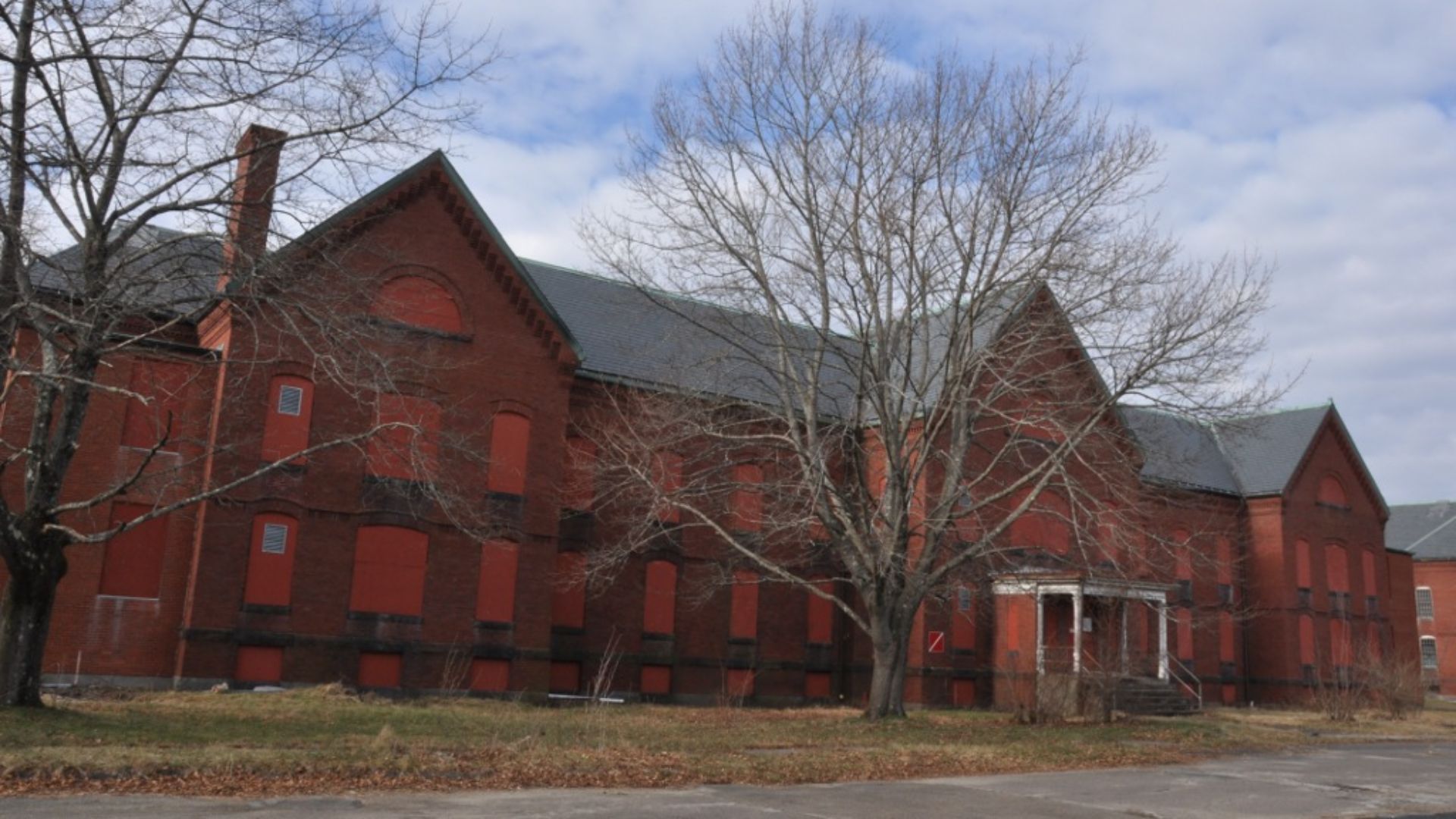 File:MedfieldMA MedfieldStateHospital01.jpg