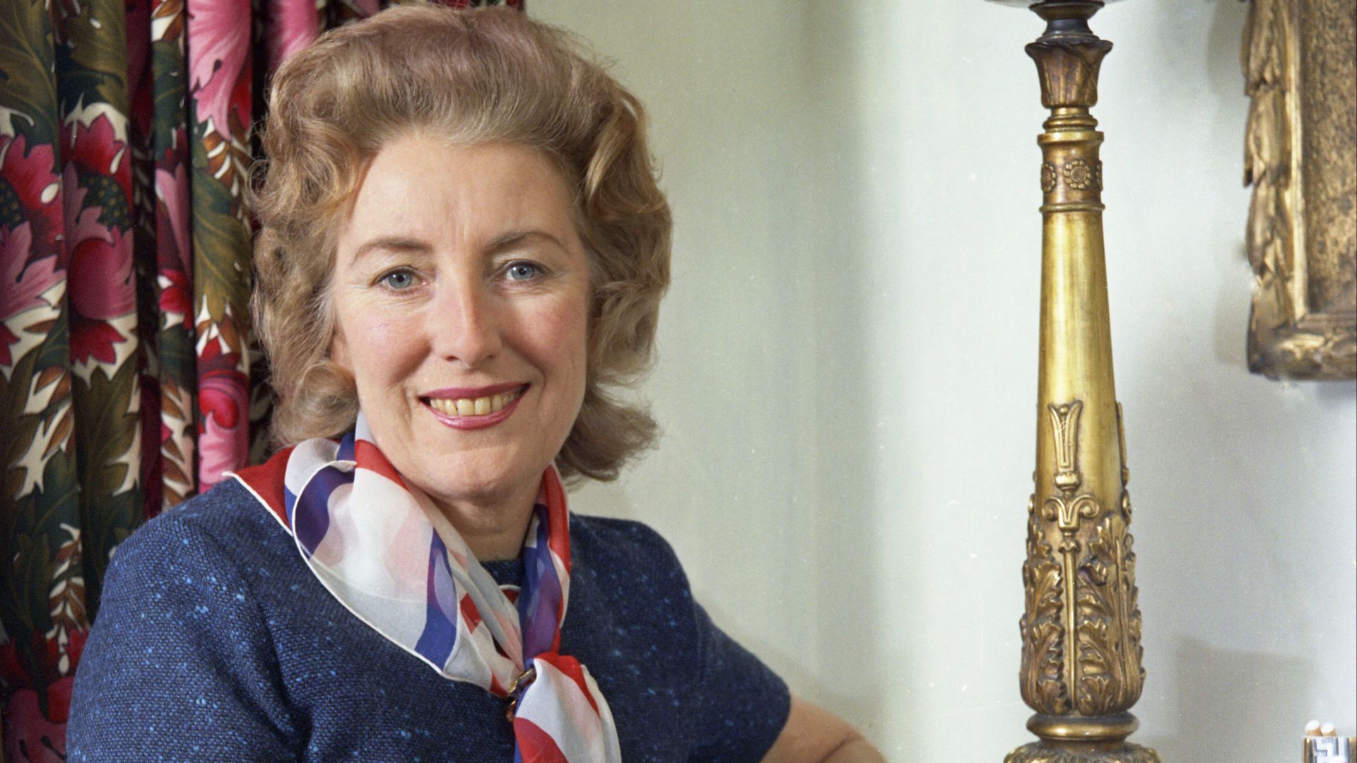 File:Dame Vera Lynn Allan Warren.jpg