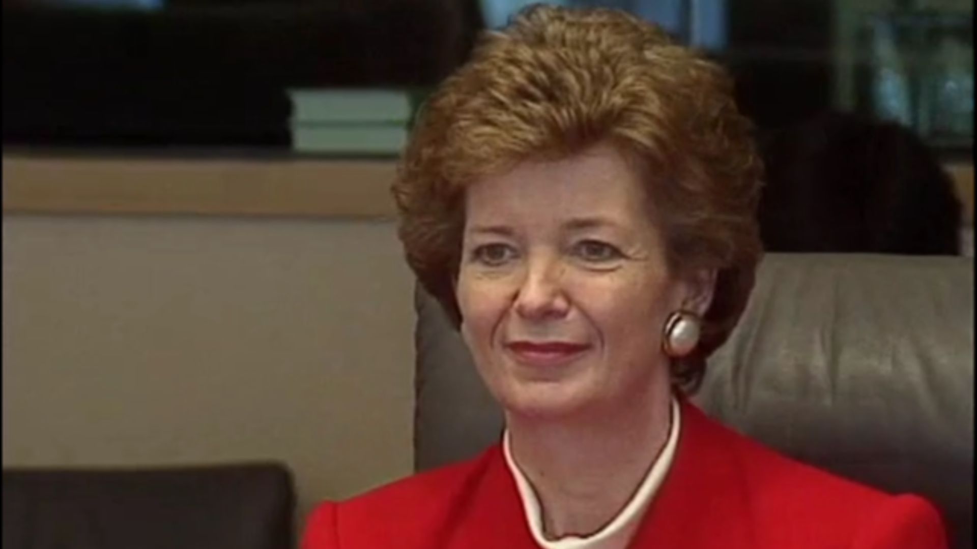File:Mary Robinson, May 1995 01.jpg