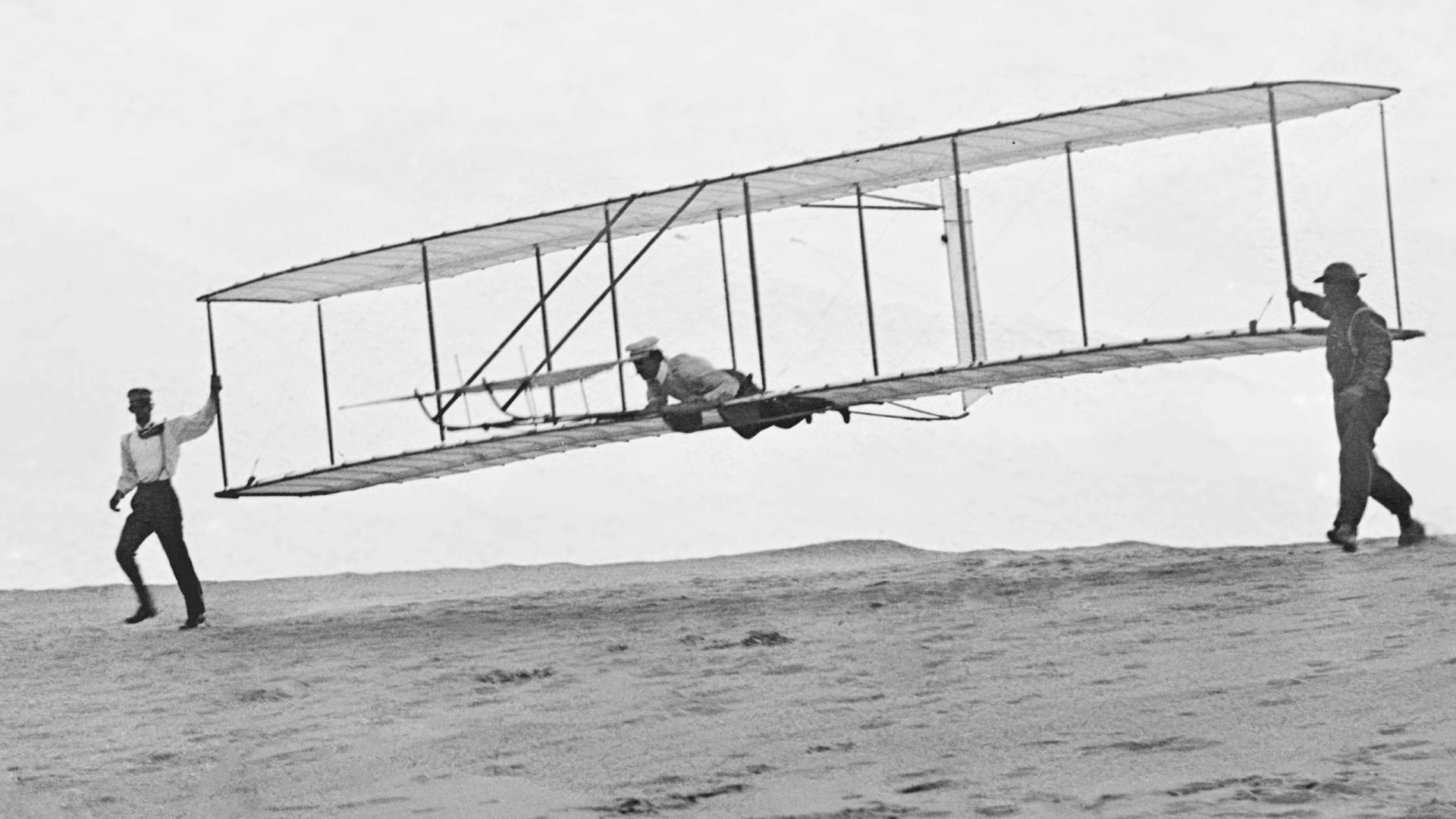 File:1902 Wright Brothers' Glider Tests - GPN-2002-000125.jpg