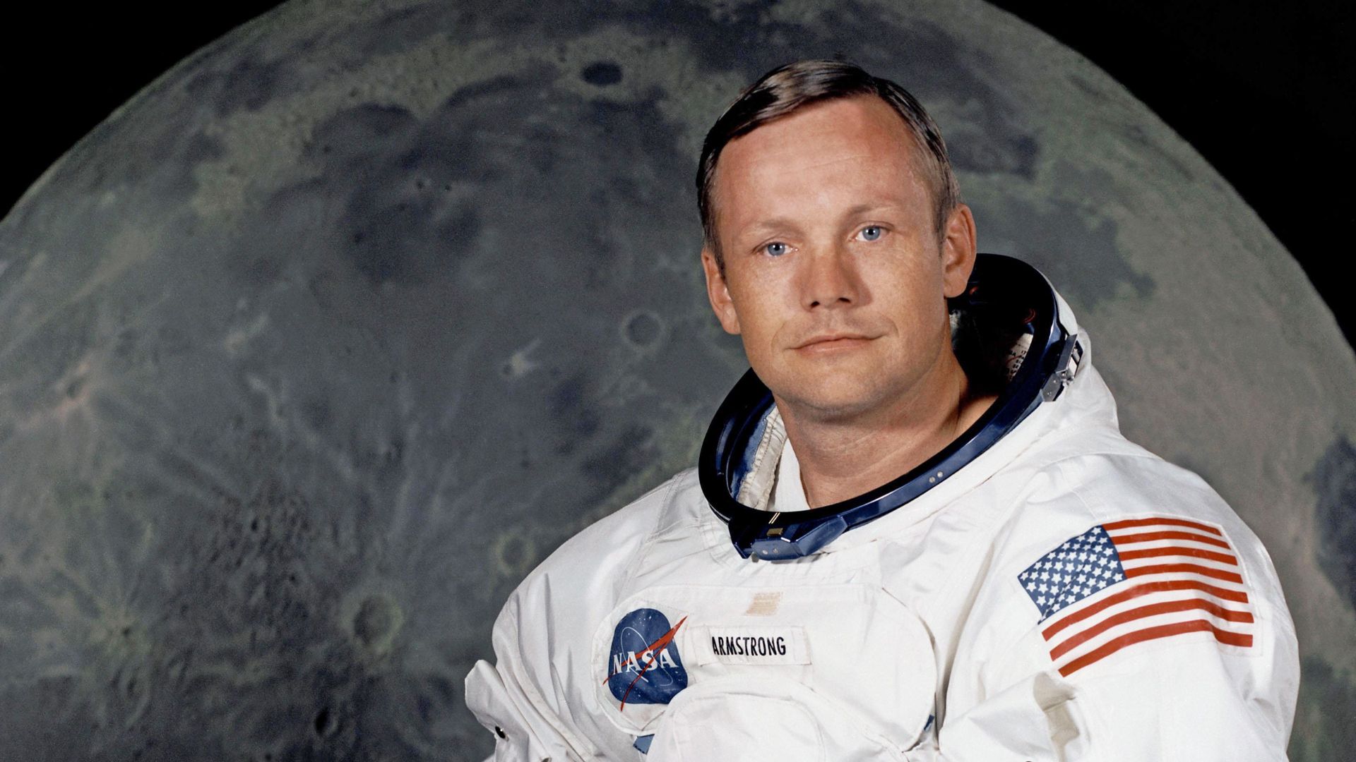 File:Neil Armstrong pose.jpg