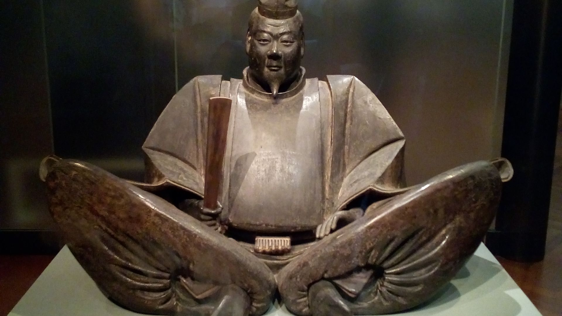 File:Seated Portrait of Minamoto no Yoritomo (Presumed) 2.jpg