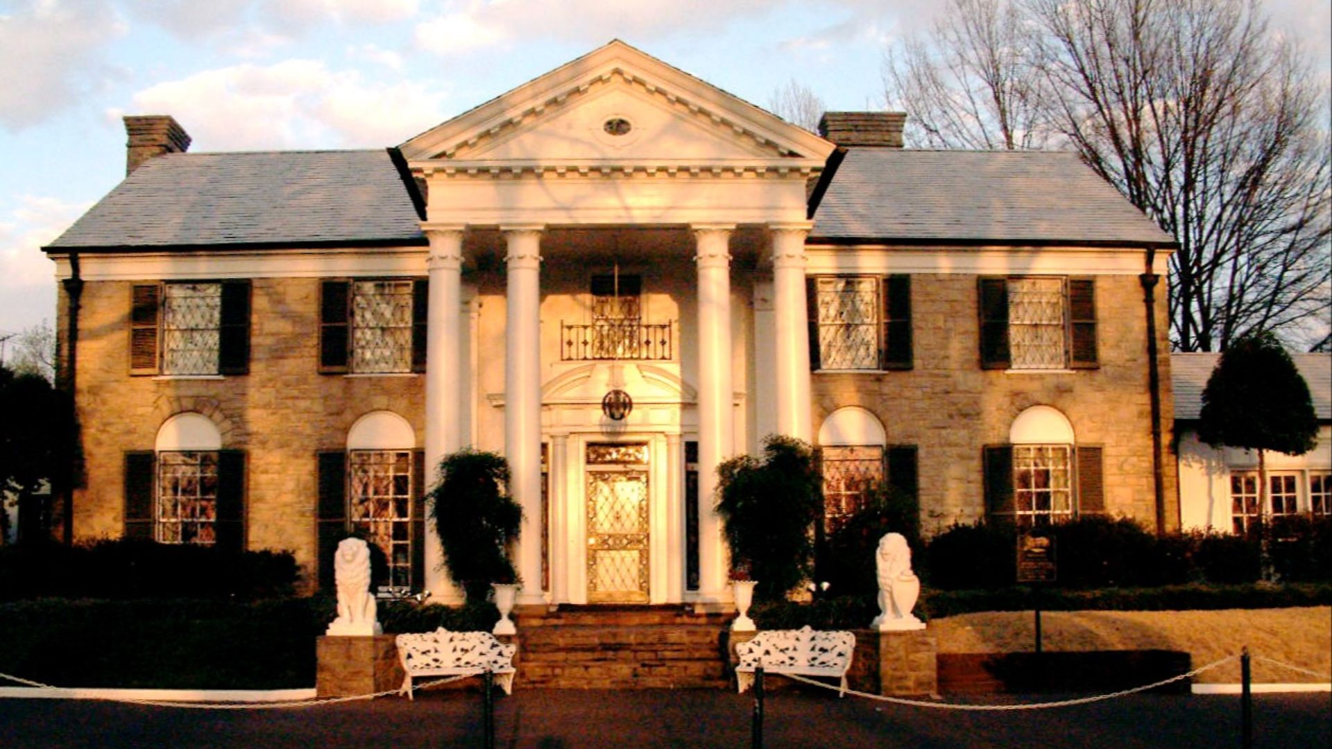 File:Graceland front.jpg
