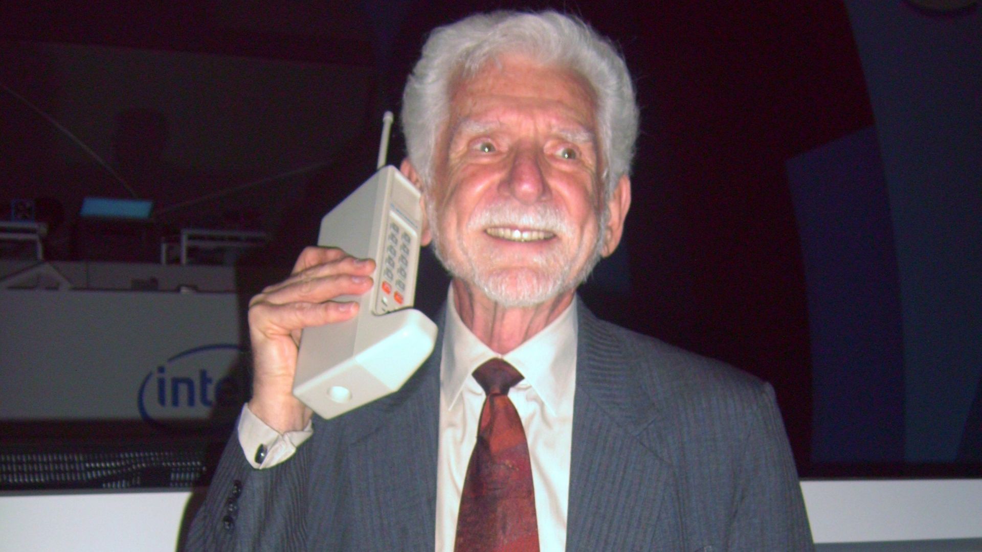 File:2007Computex e21Forum-MartinCooper.jpg