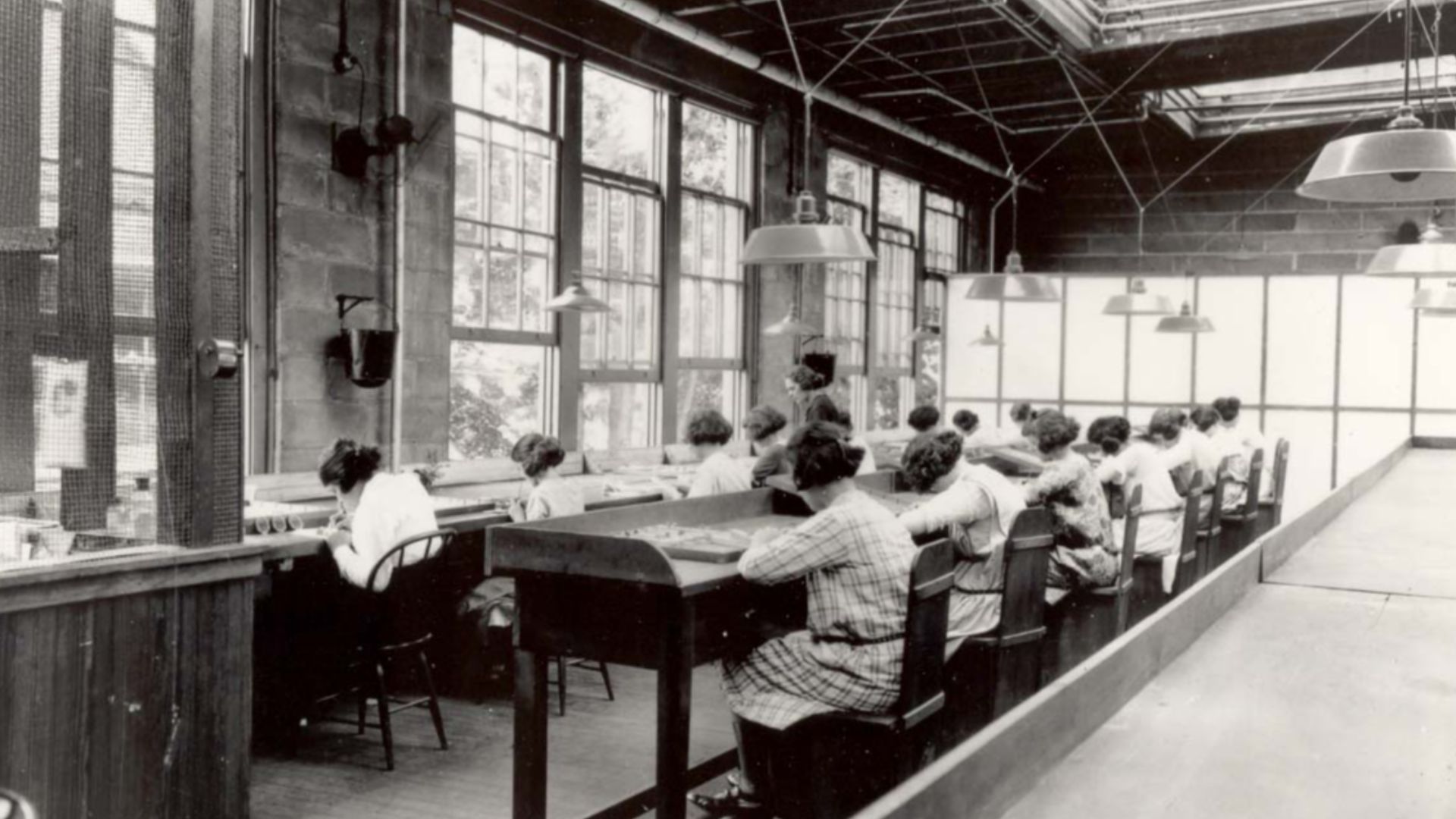 File:USRadiumGirls-Argonne1,ca1922-23-150dpi.jpg
