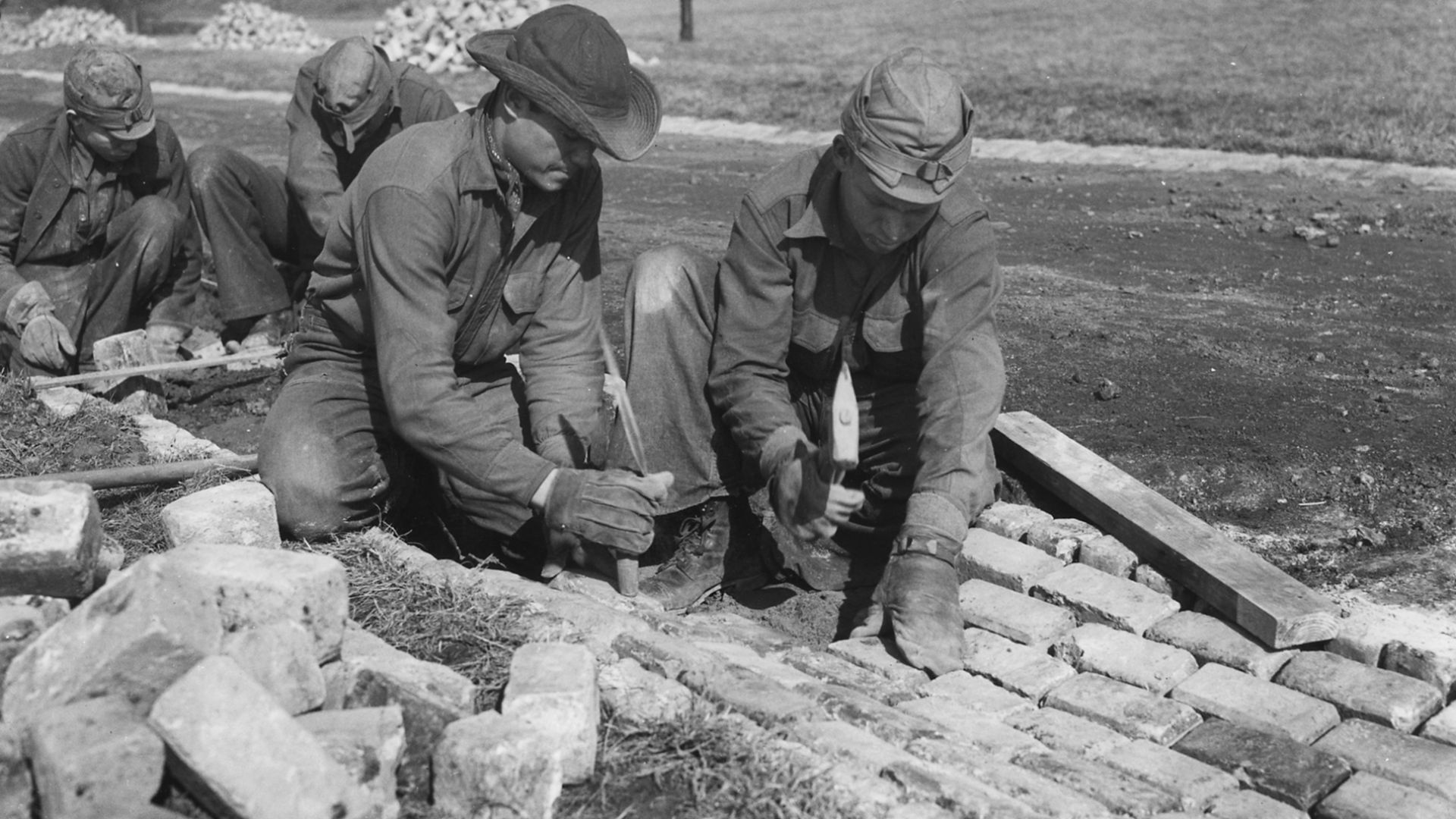 File:Civilian Conservation Corps - NARA - 195832.jpg