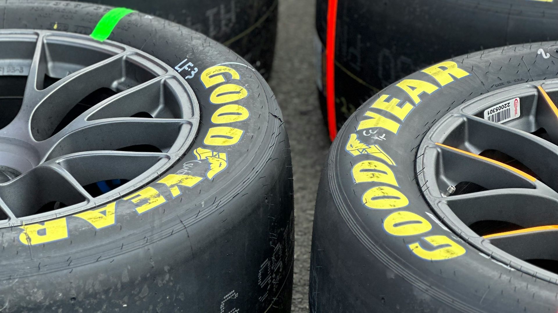 a bunch of tires that are sitting on the ground