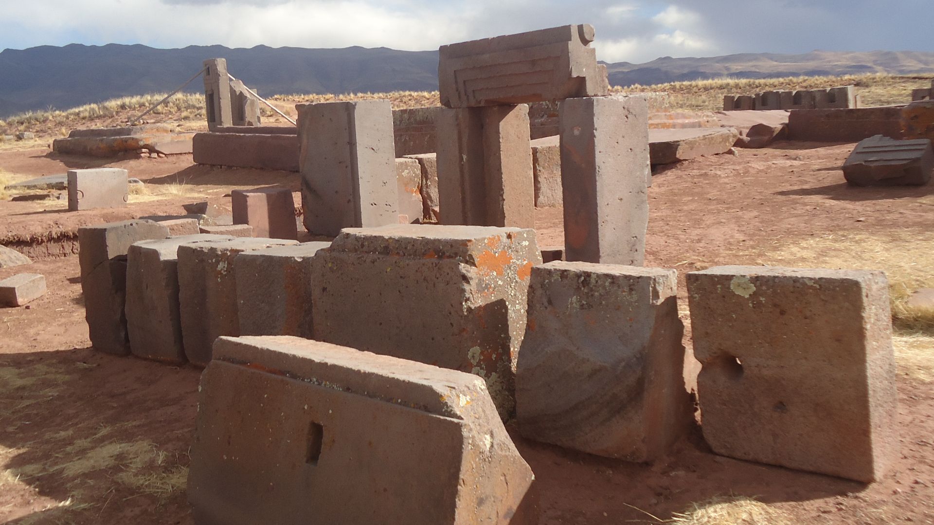 File:Puma Punku pile of rocks.JPG