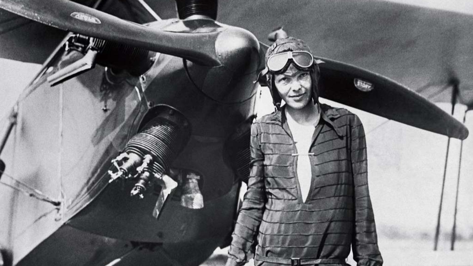 File:Amelia earhart retrato.jpg