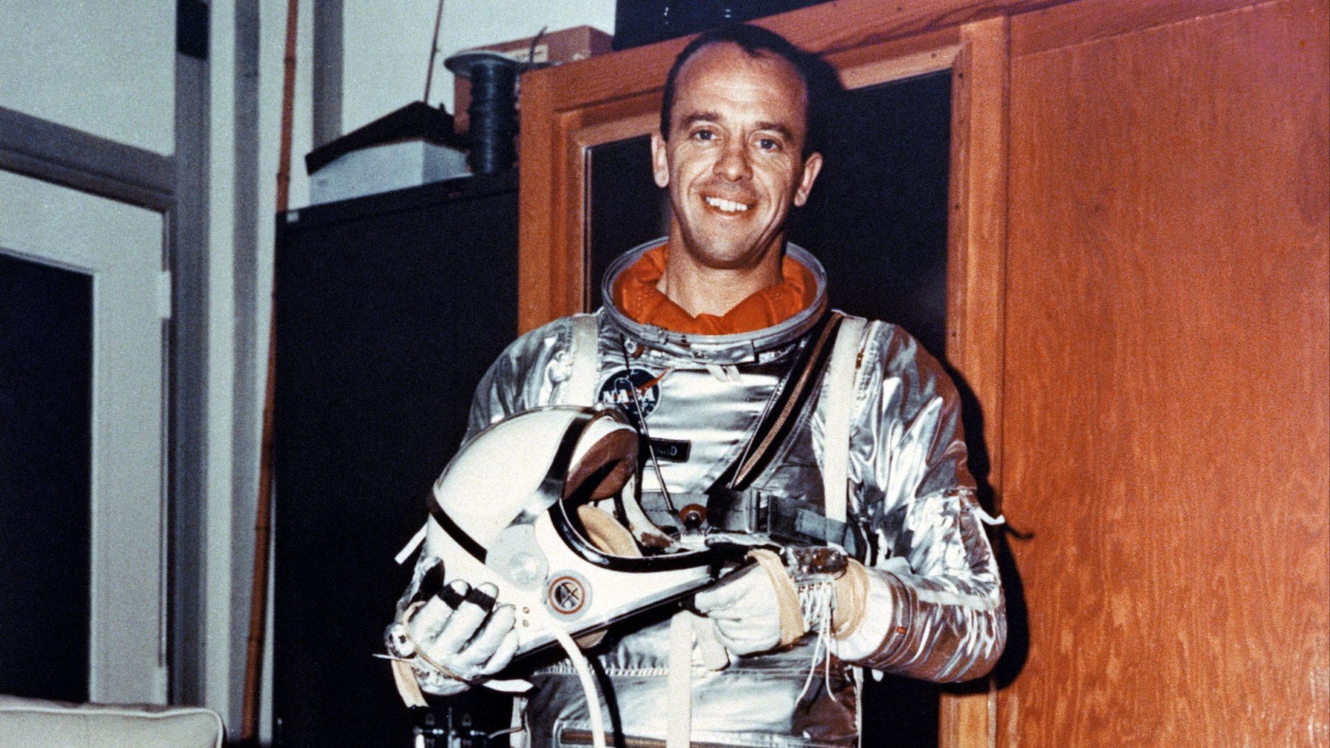 File:Alan shepard.jpg