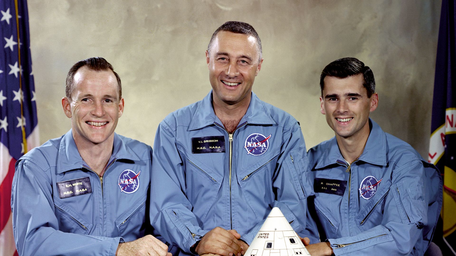 File:Apollo 1 Prime Crew - GPN-2000-001159.jpg
