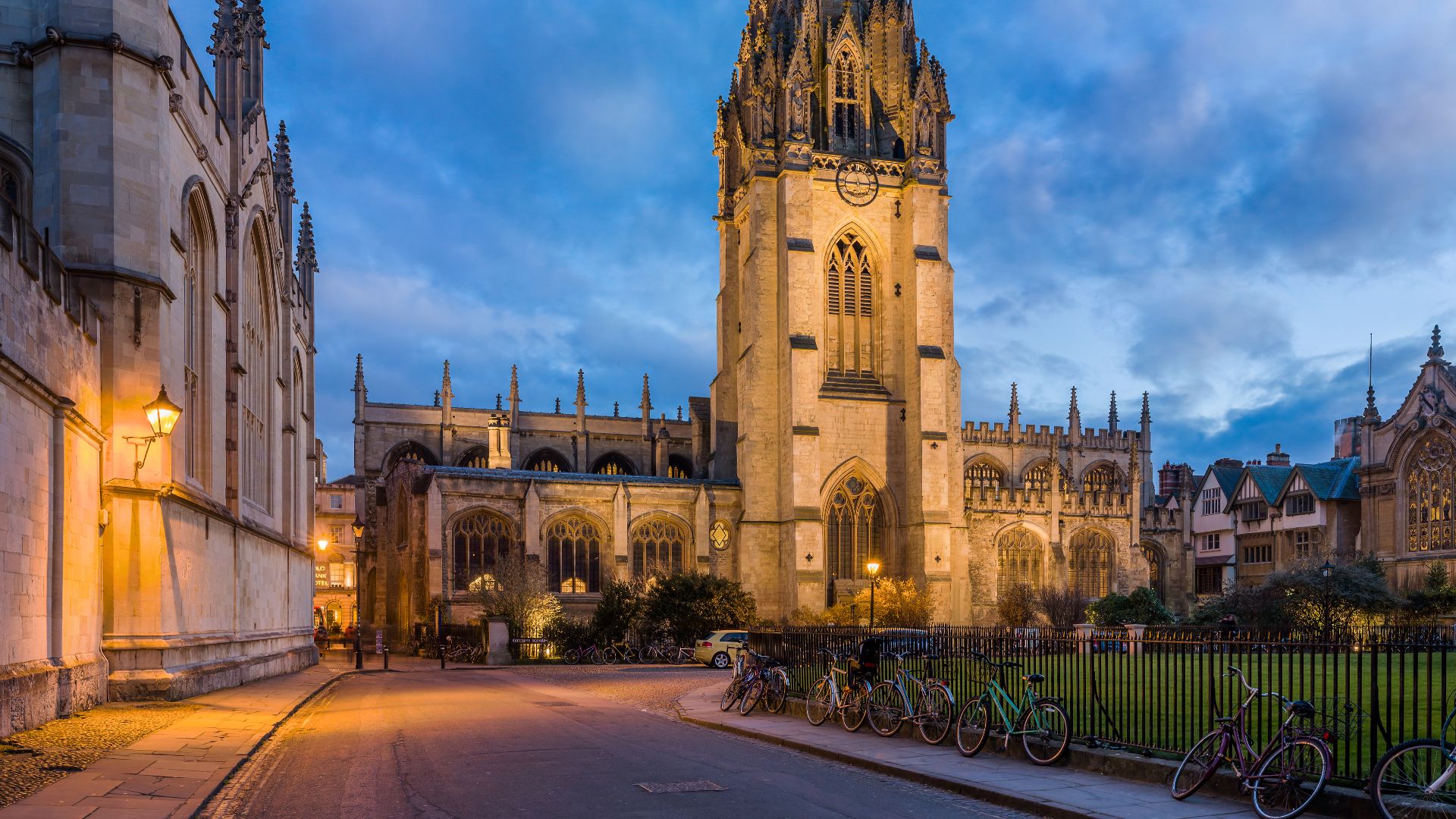 File:St Mary's Church, Radcliffe Sq, Oxford, UK - Diliff.jpg