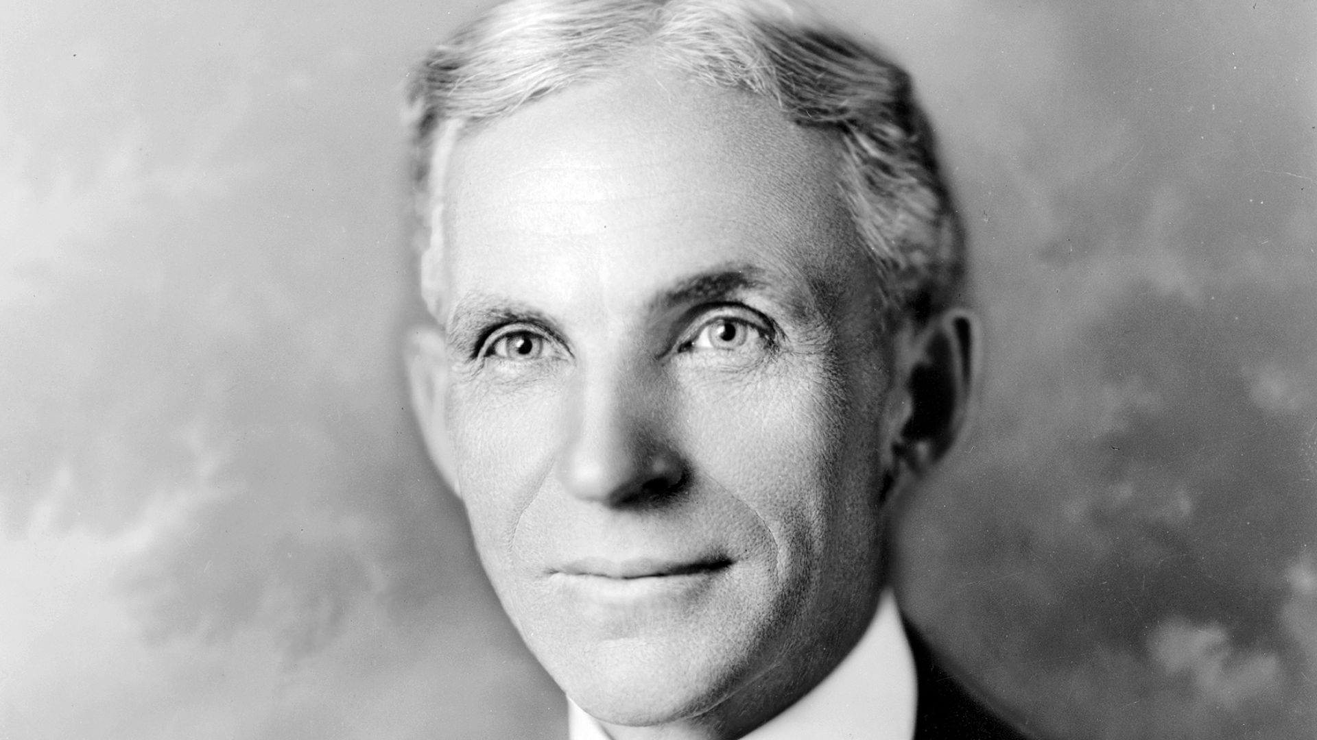 File:Henry ford 1919.jpg