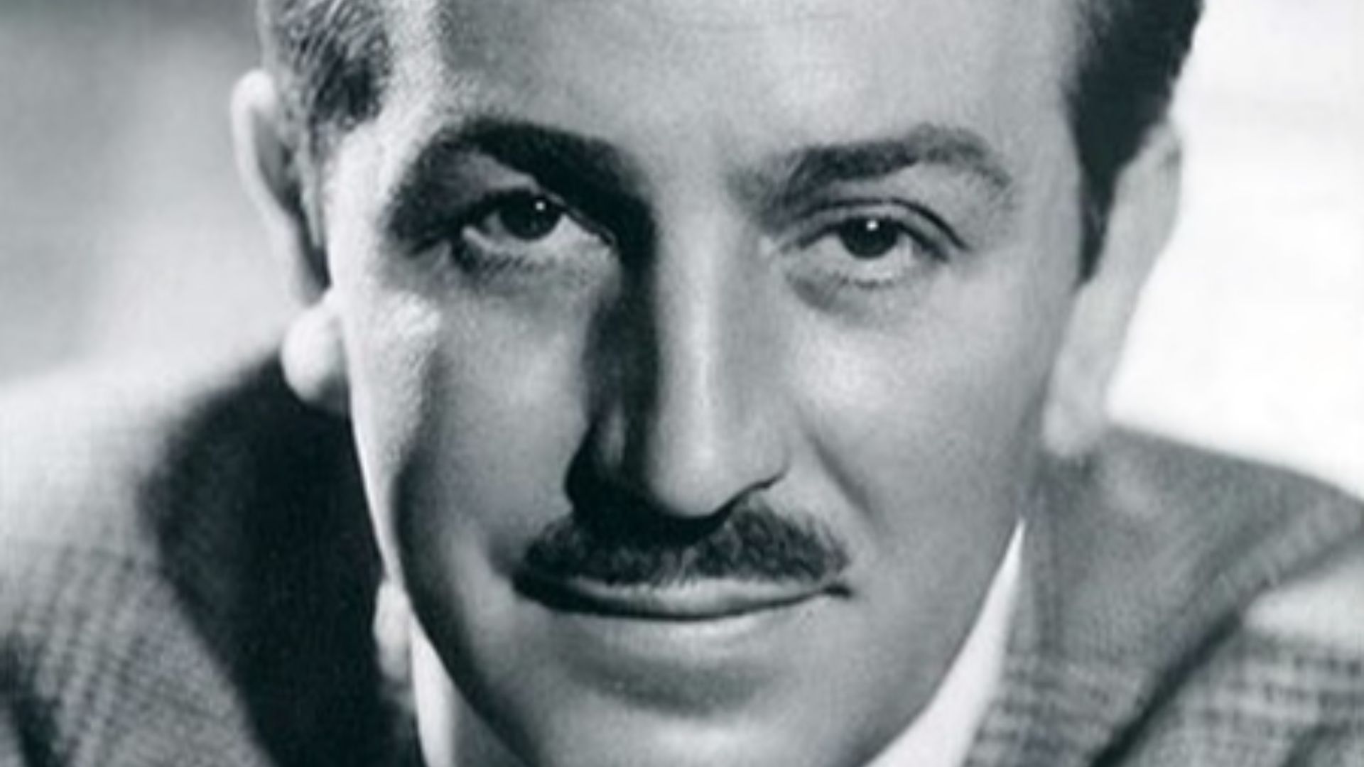 File:Walt Disney 1946.JPG