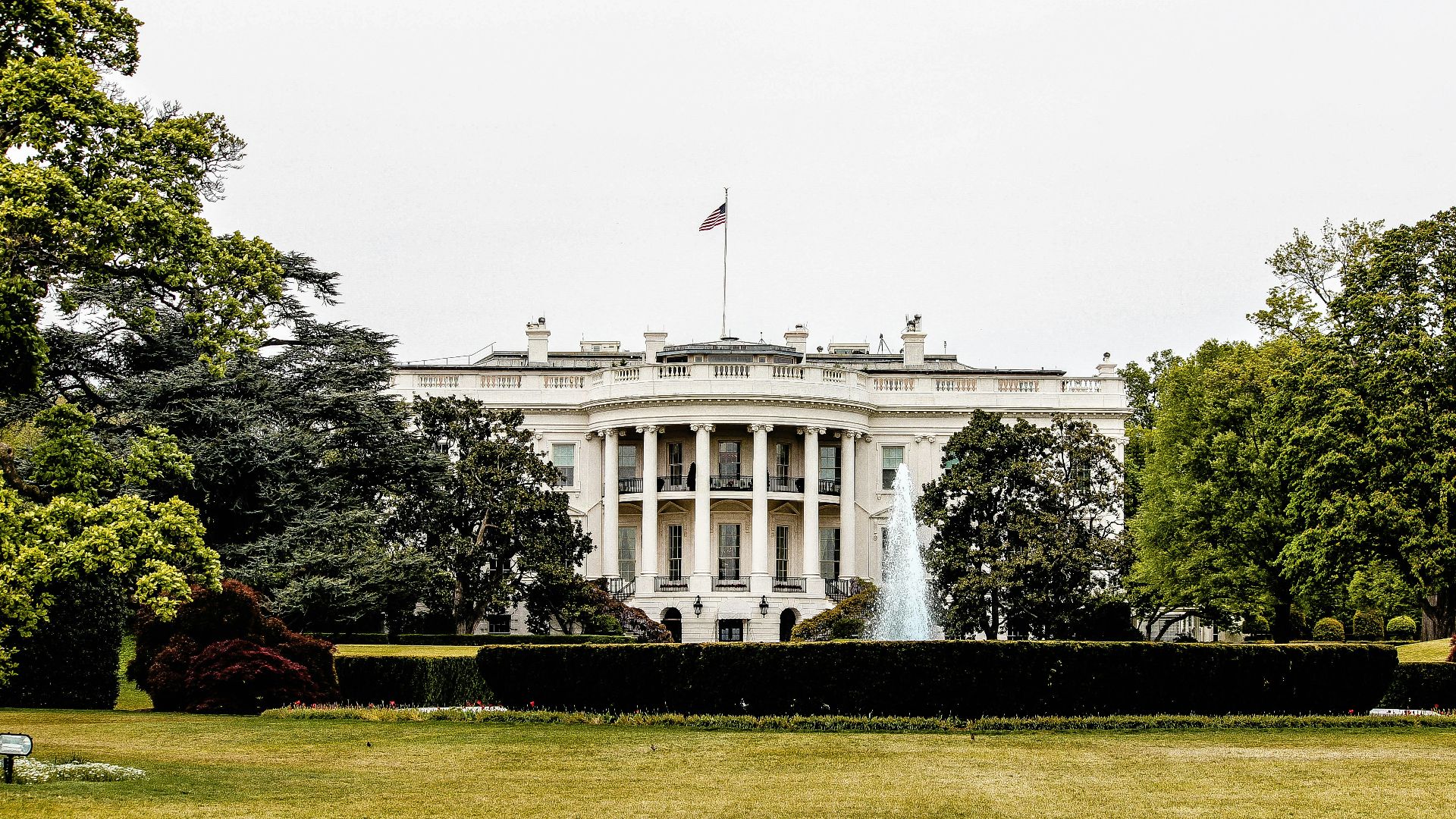 architectural photography of white house