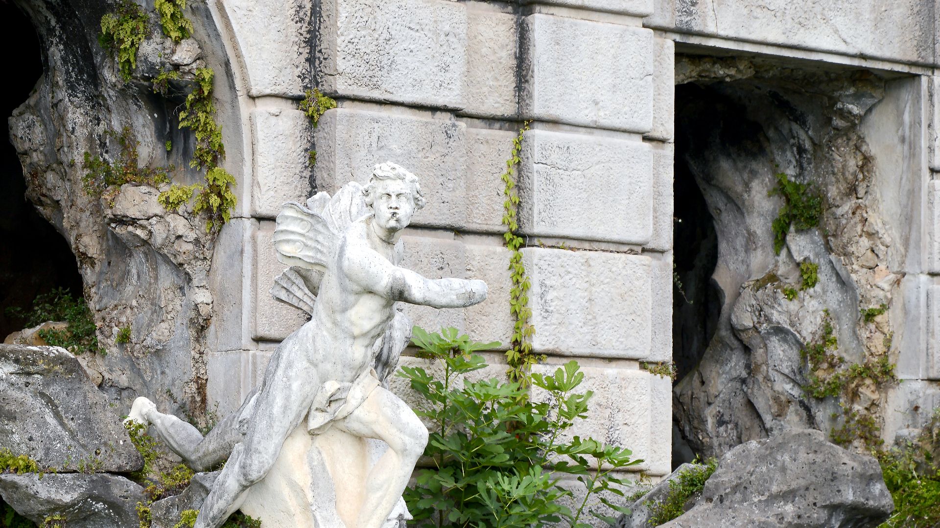 File:Royal Park of the Palace of Caserta - Aeolus Fountain2.jpg